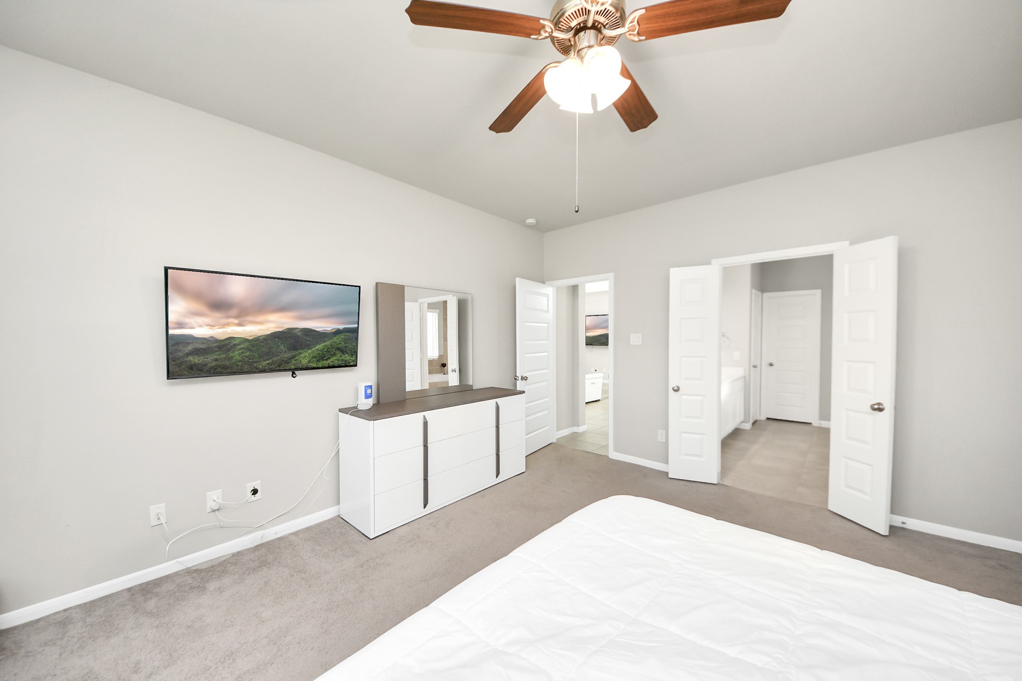 6302 Prince Place Drive Property Photo 20