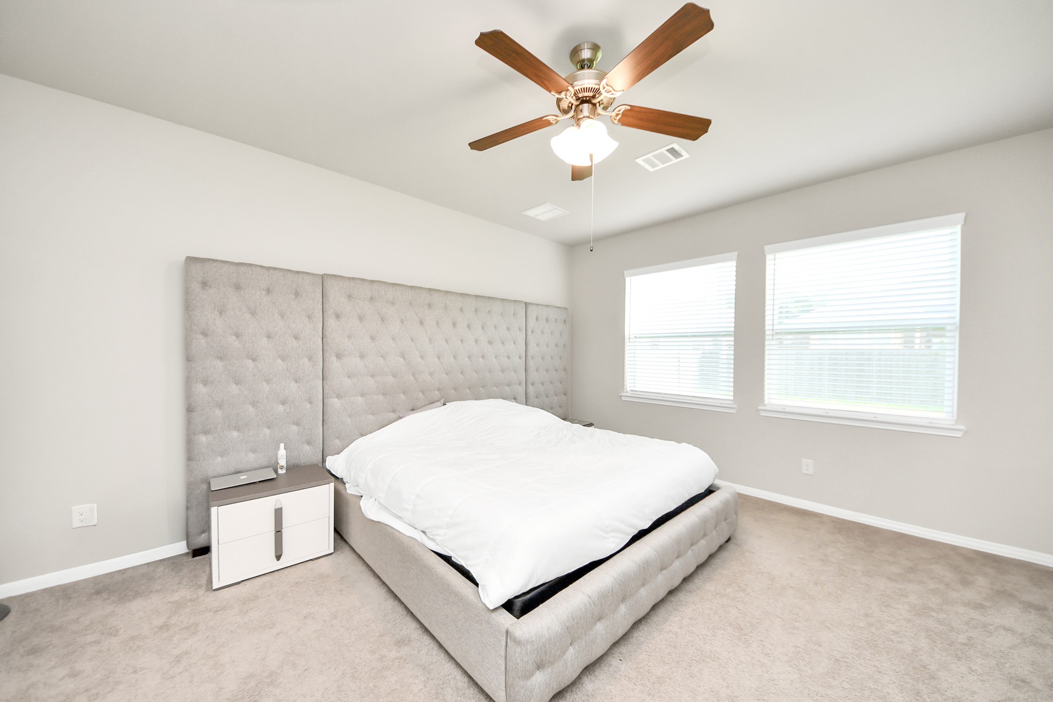 6302 Prince Place Drive Property Photo 21