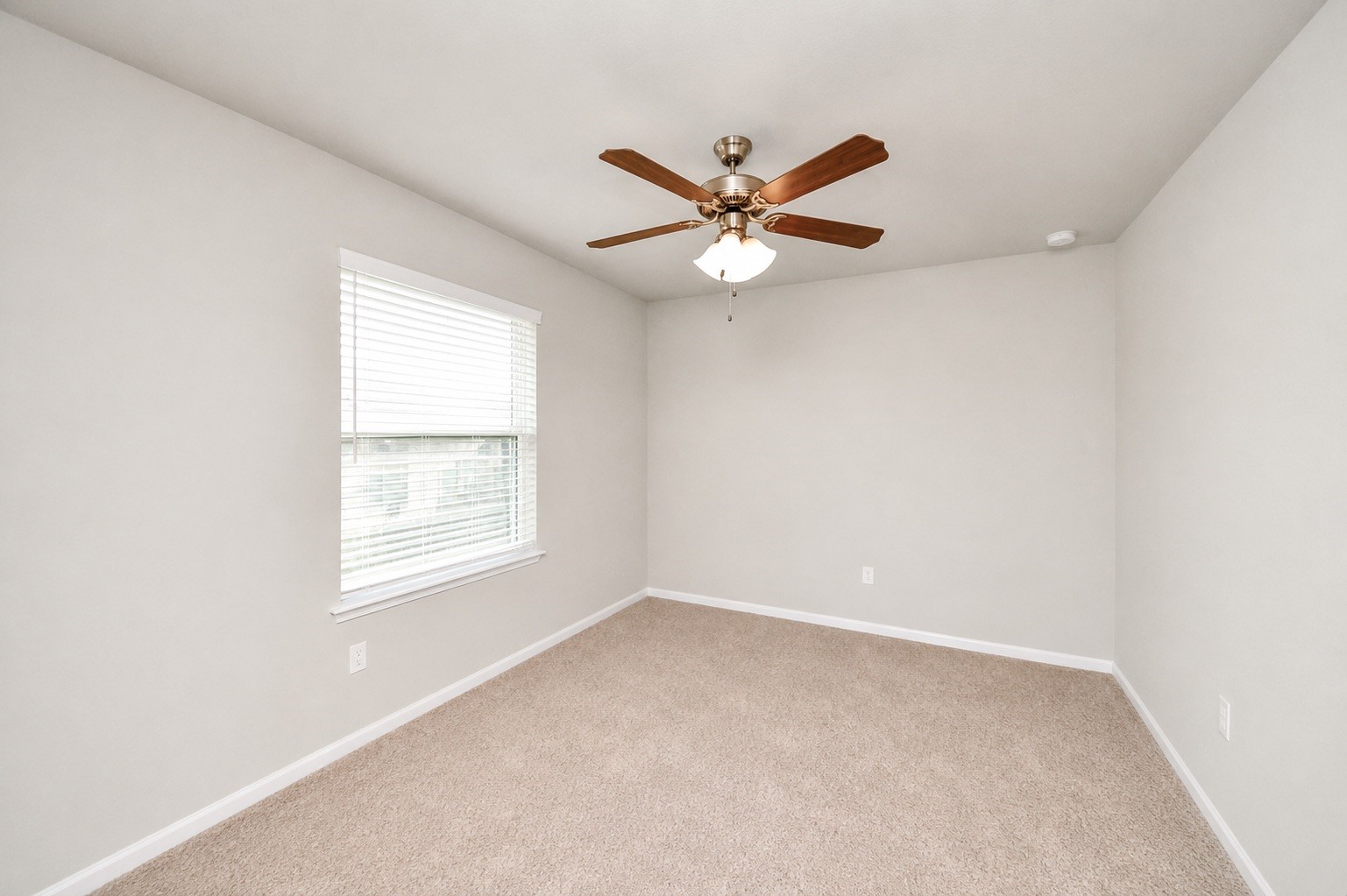 6302 Prince Place Drive Property Photo 29
