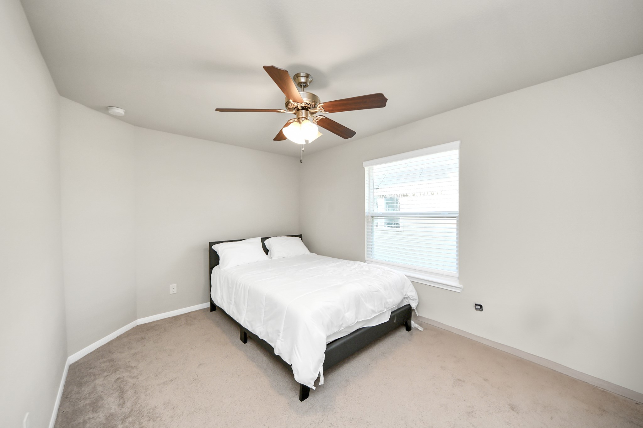 6302 Prince Place Drive Property Photo 31