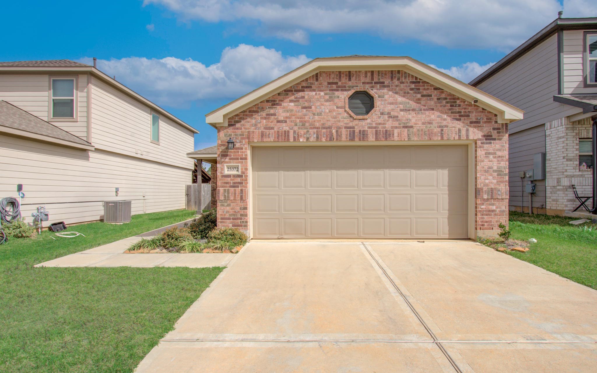 25372 Leather Leaf Court Property Photo