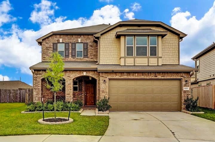 14311 Hickory Stream Court Property Photo 1