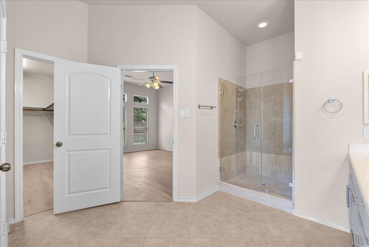 2805 Enchanted Lake Drive Property Photo 25