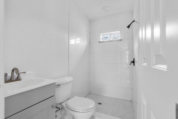 2202 Garvey Drive Property Photo 7