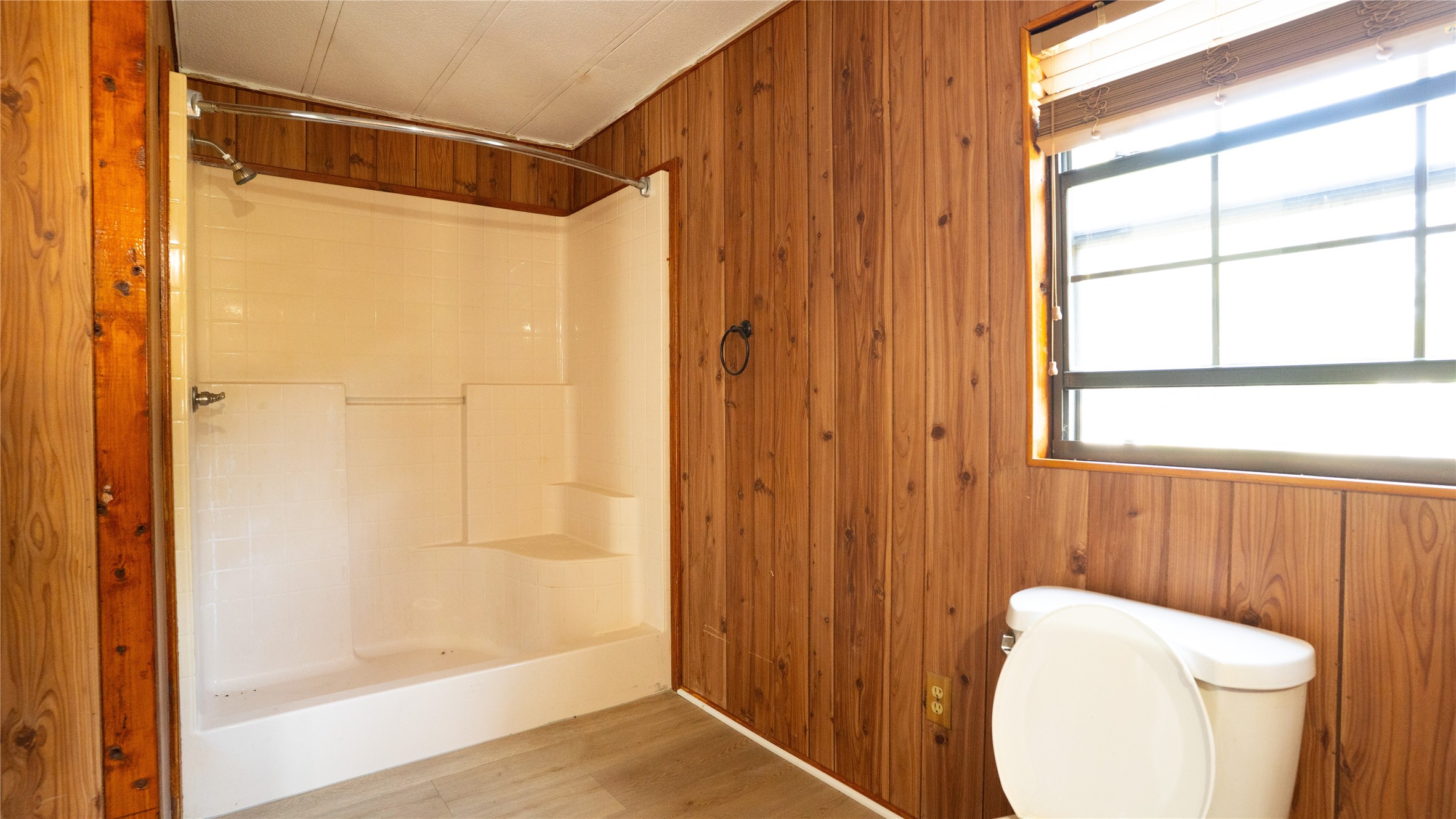 21288 North Street Property Photo 10