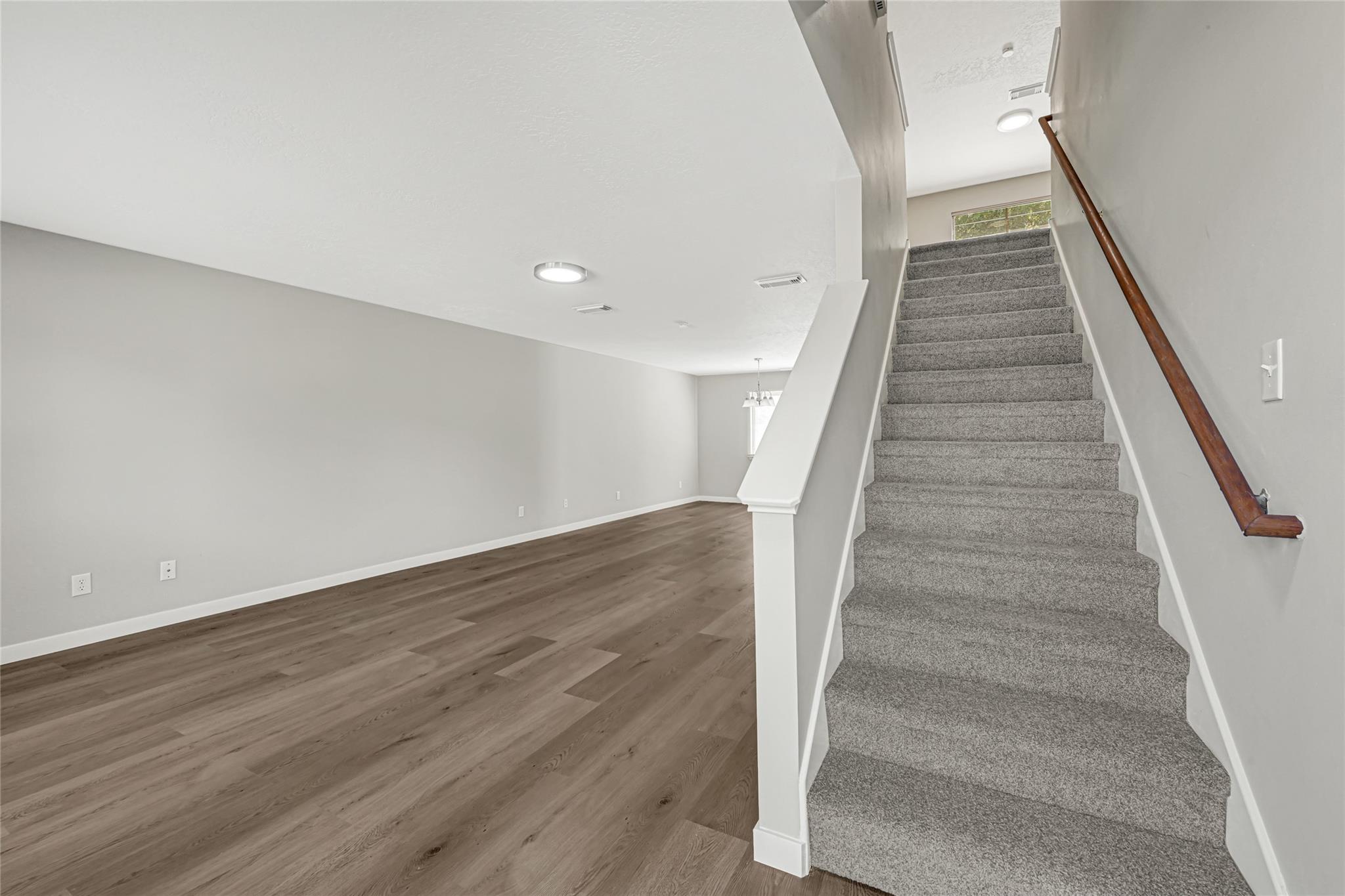 18119 June Forest Drive Property Photo 7