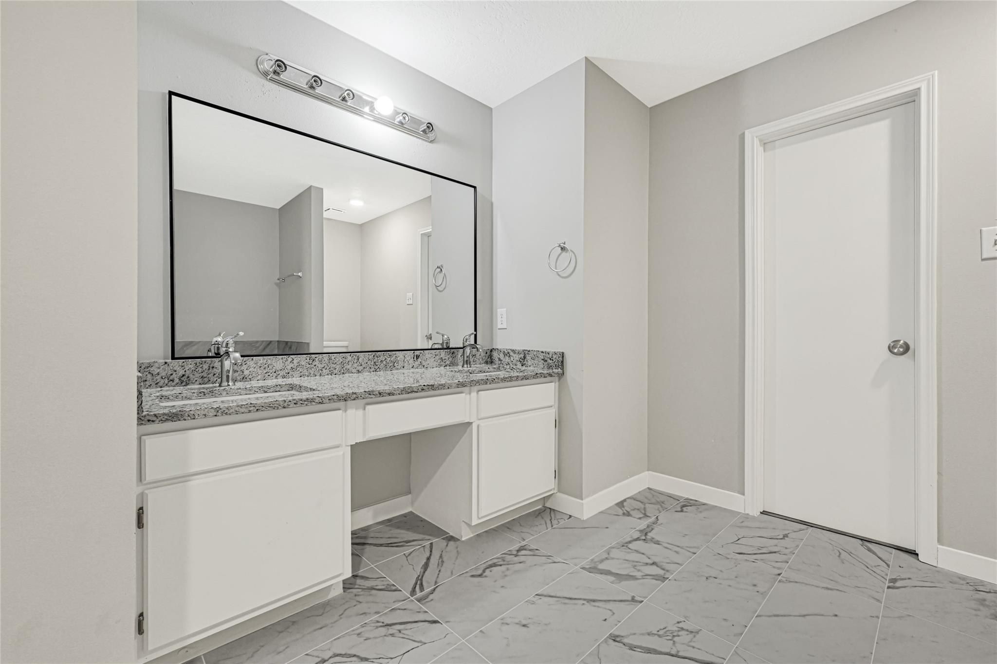 18119 June Forest Drive Property Photo 23