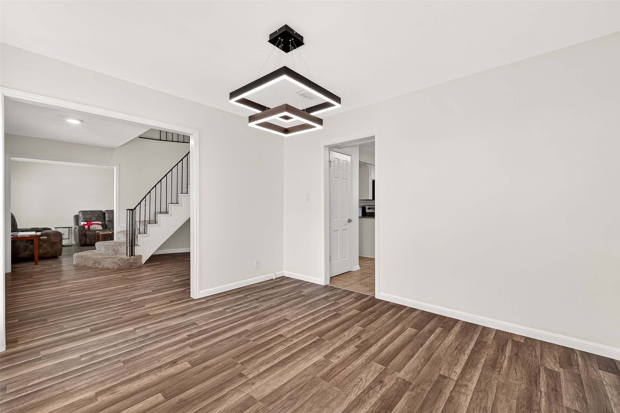 1523 Bodart Drive Property Photo 10
