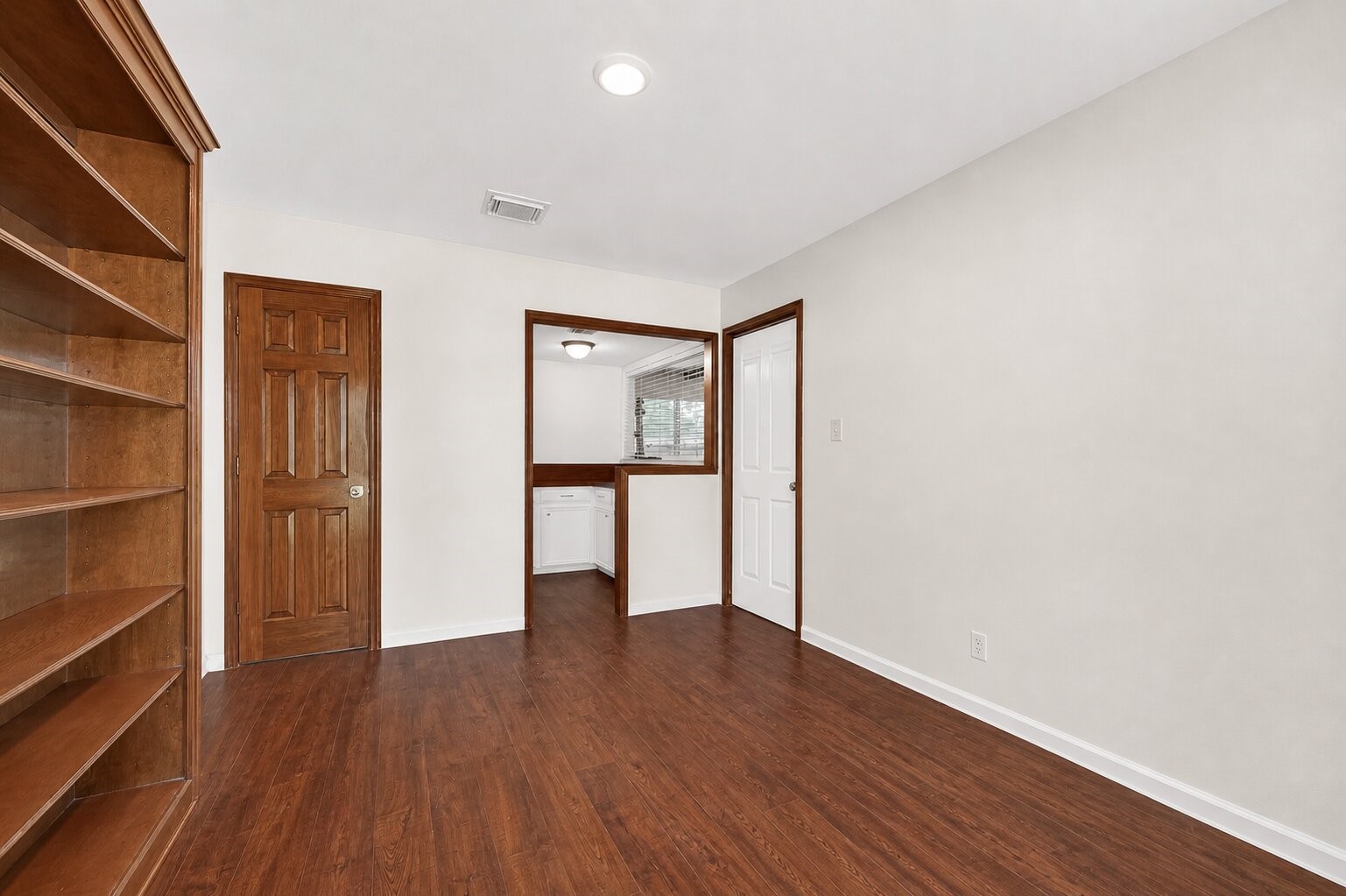 1523 Bodart Drive Property Photo 20
