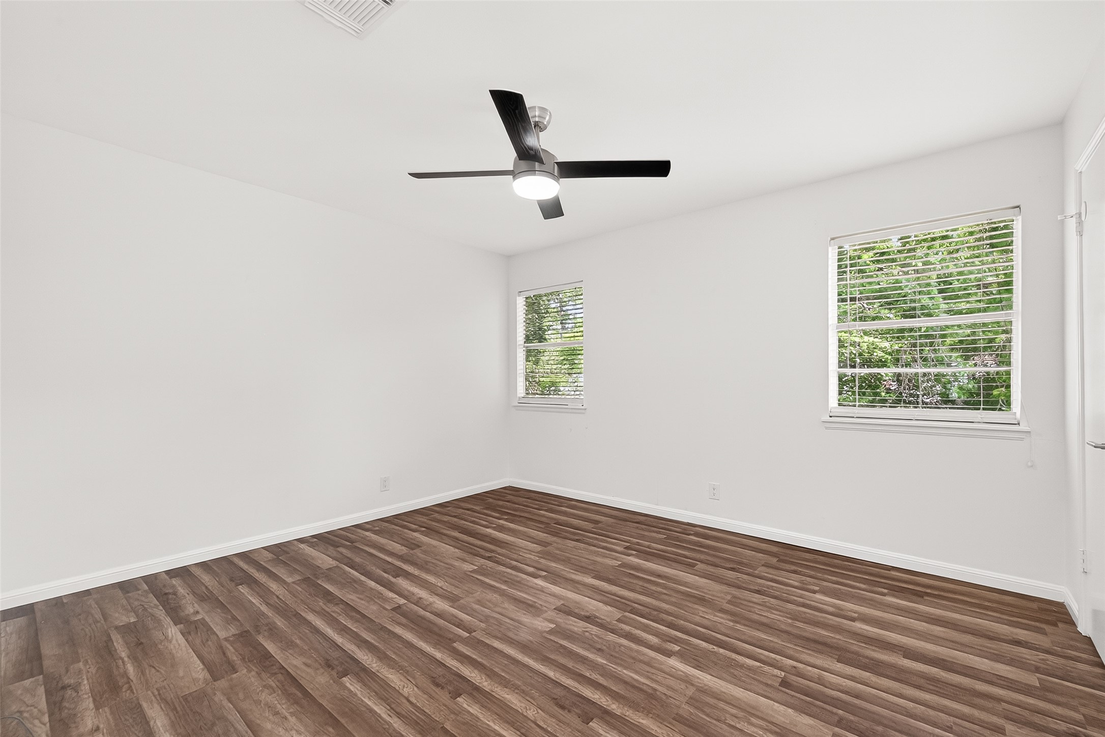 1523 Bodart Drive Property Photo 27