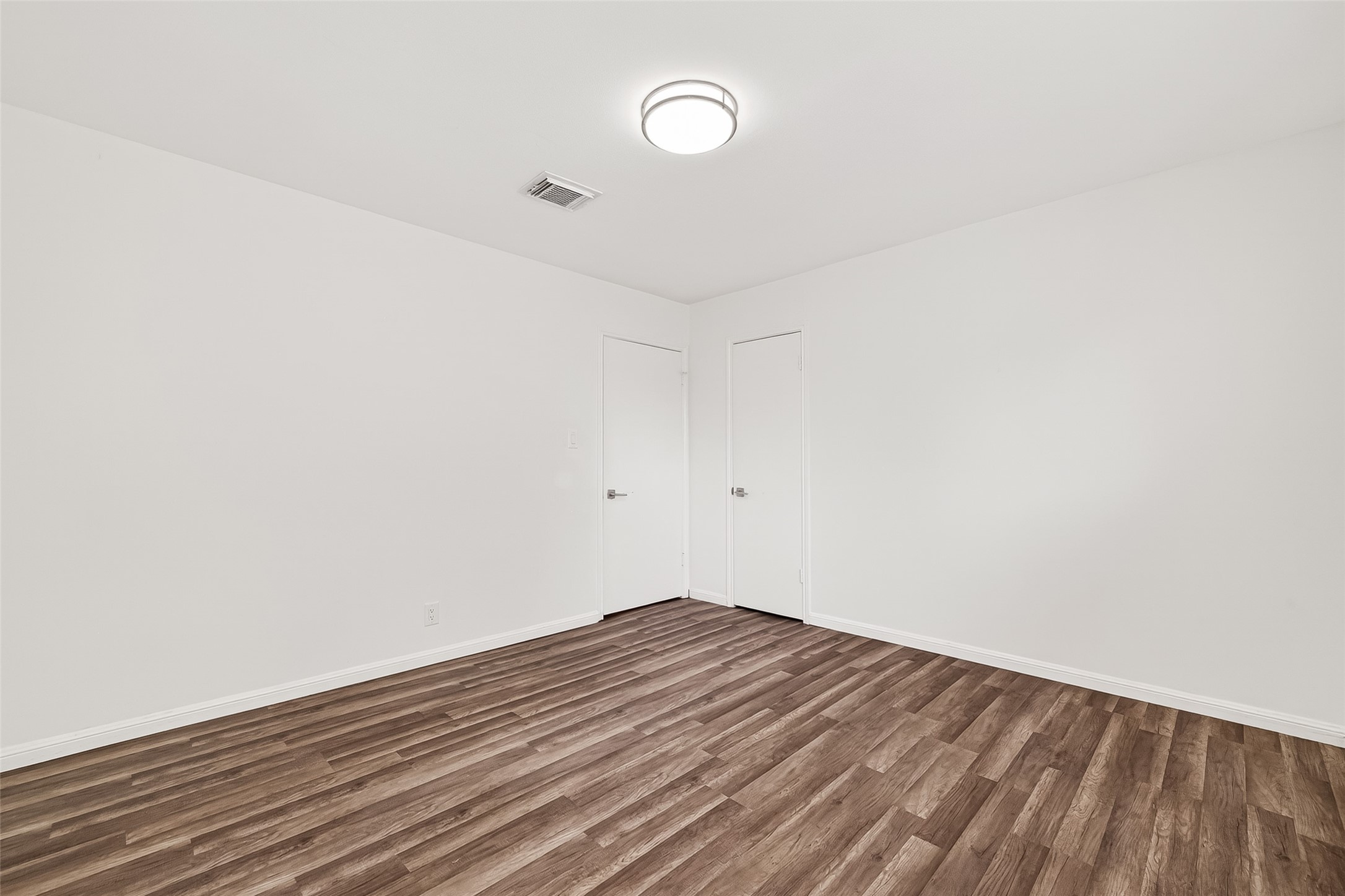 1523 Bodart Drive Property Photo 30