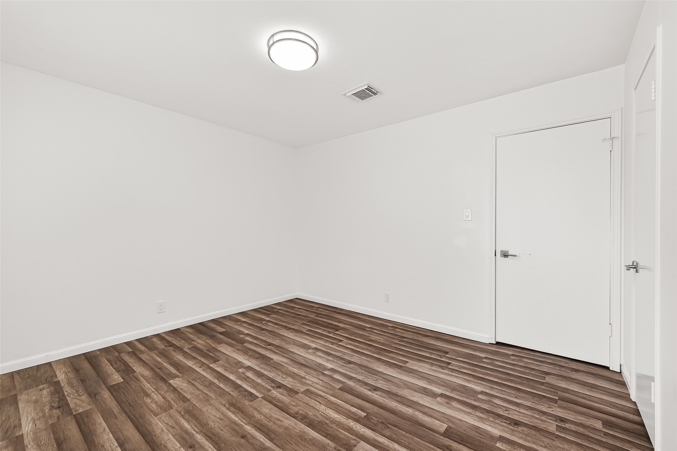 1523 Bodart Drive Property Photo 31