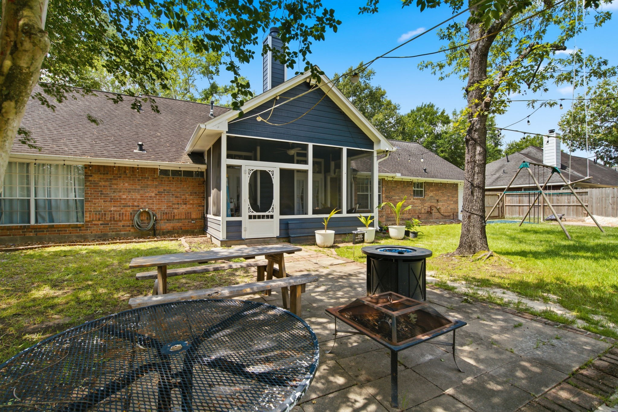 423 E Oak Hill Drive Property Photo 31