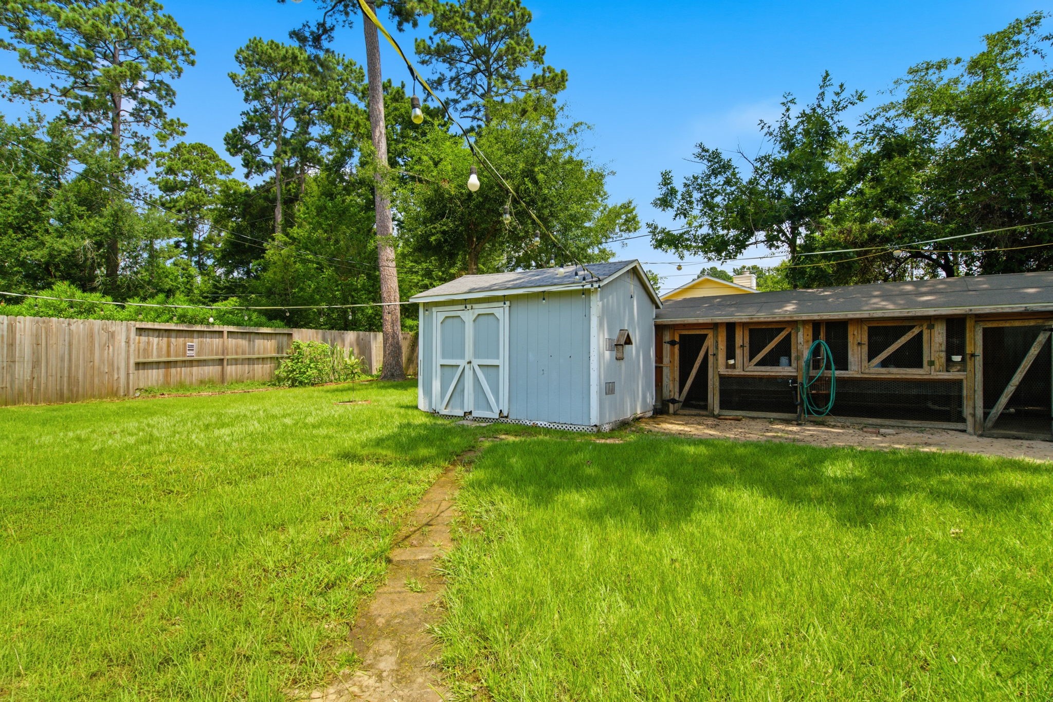 423 E Oak Hill Drive Property Photo 33