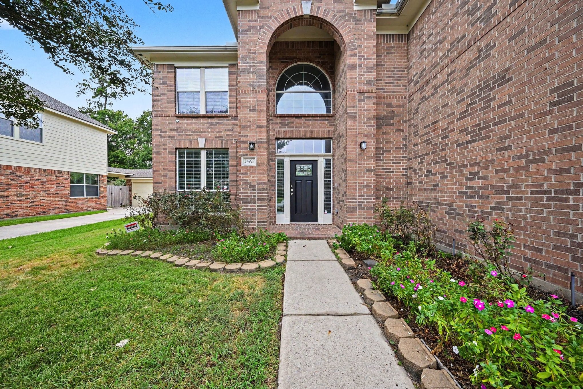 24927 Corbin Gate Drive Property Photo 3