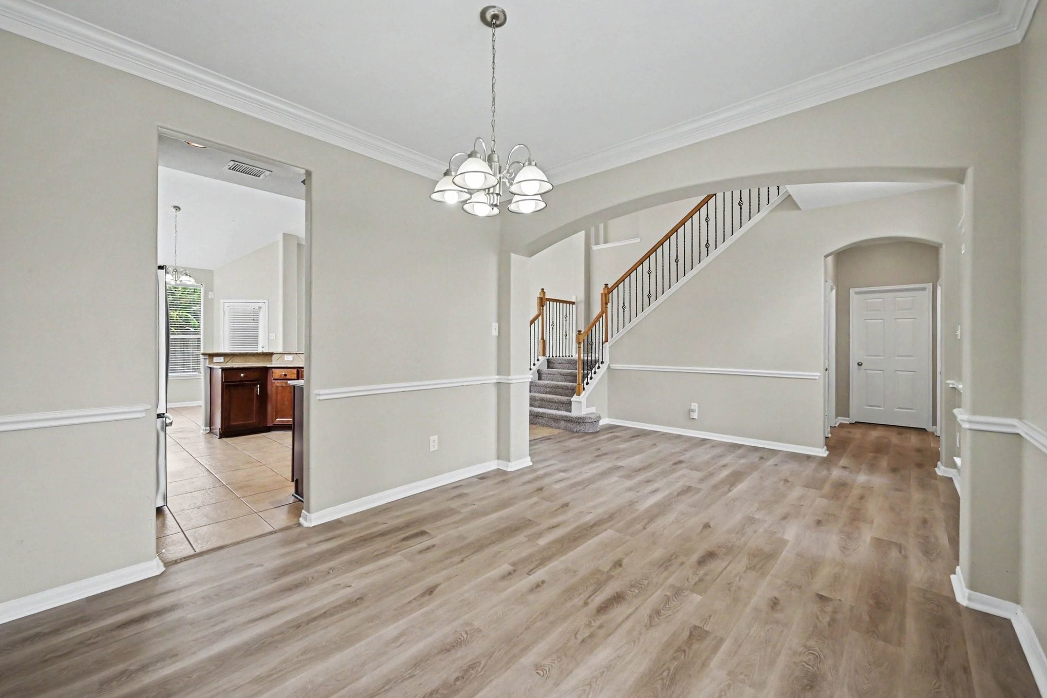 24927 Corbin Gate Drive Property Photo 8