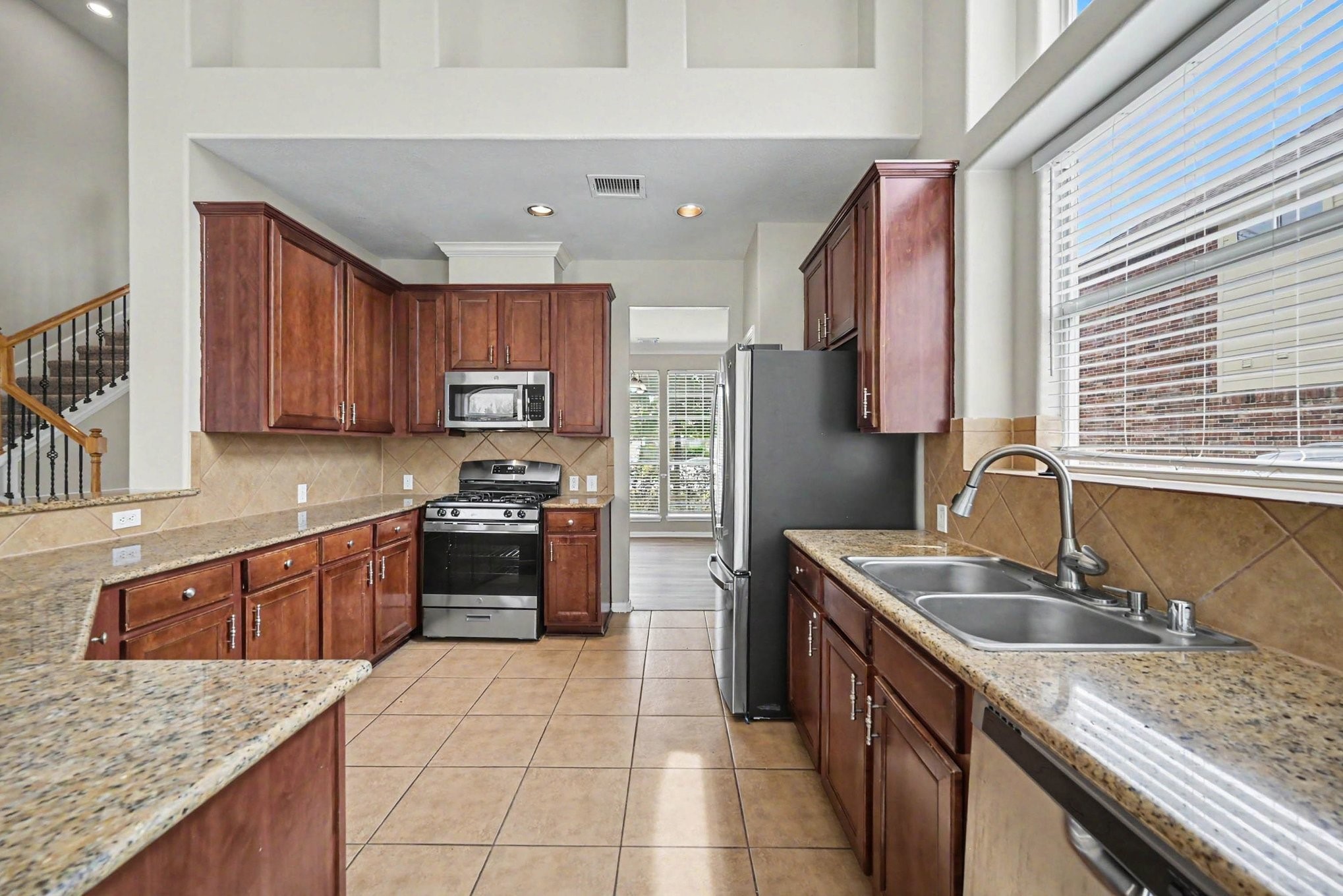 24927 Corbin Gate Drive Property Photo 16