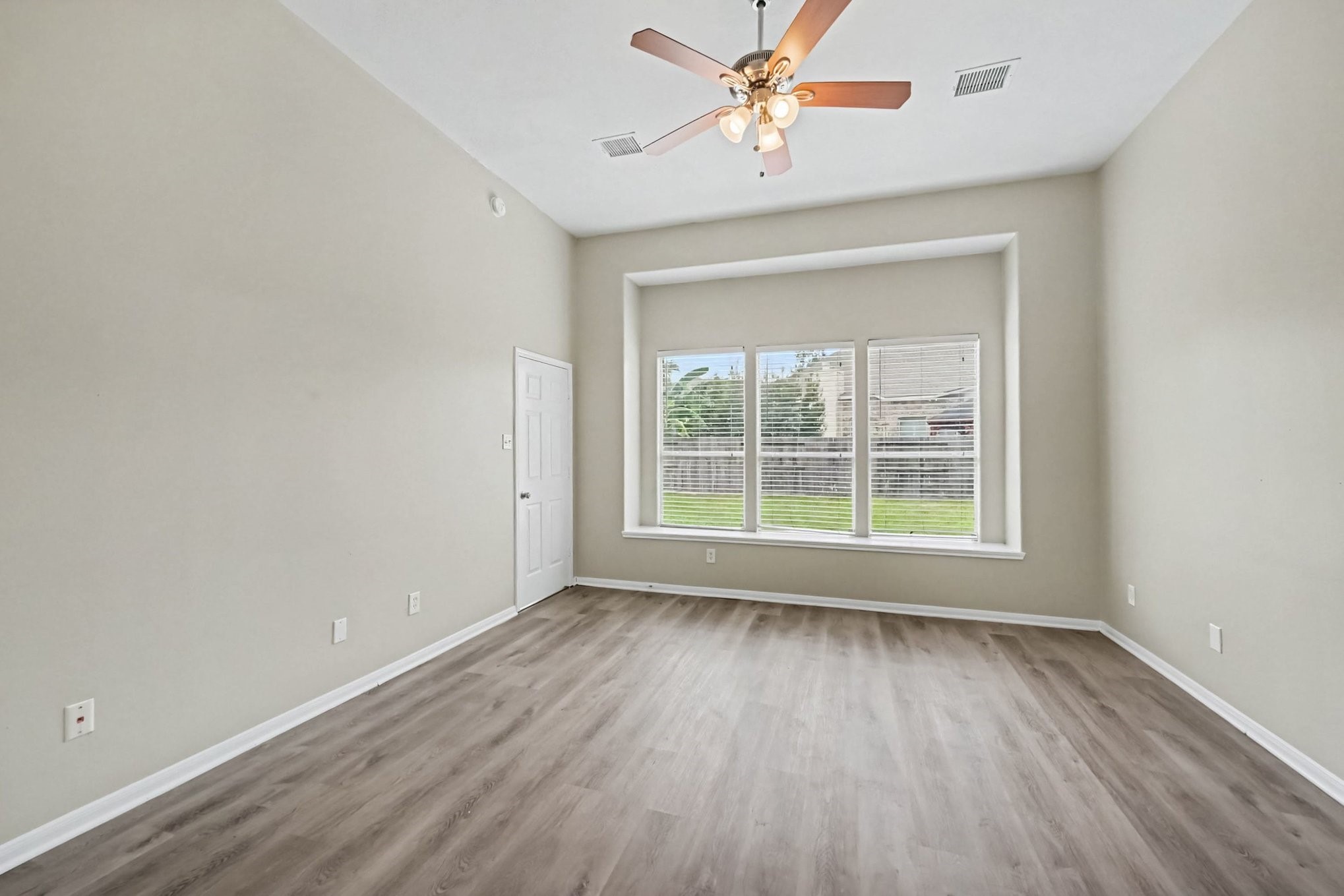 24927 Corbin Gate Drive Property Photo 23