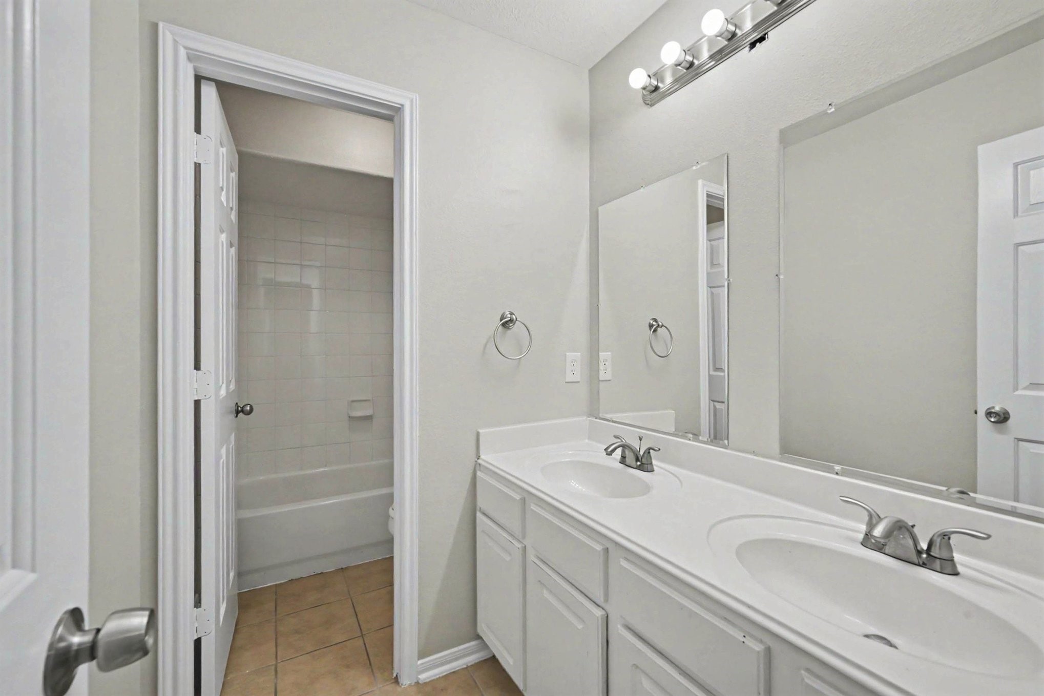 24927 Corbin Gate Drive Property Photo 28
