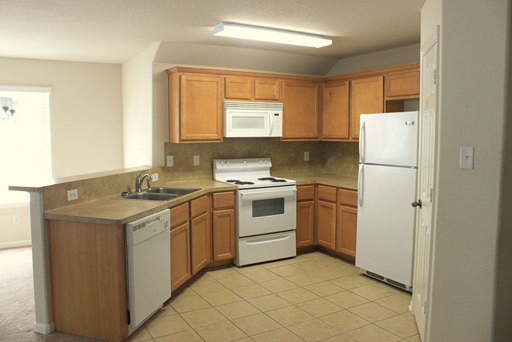 603 Wades Way C Property Photo 2