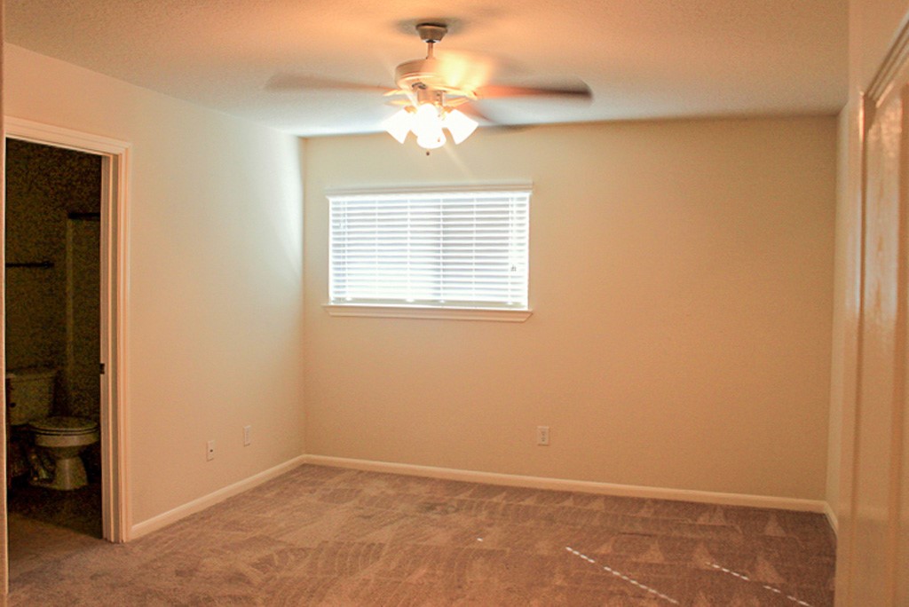 603 Wades Way C Property Photo 5