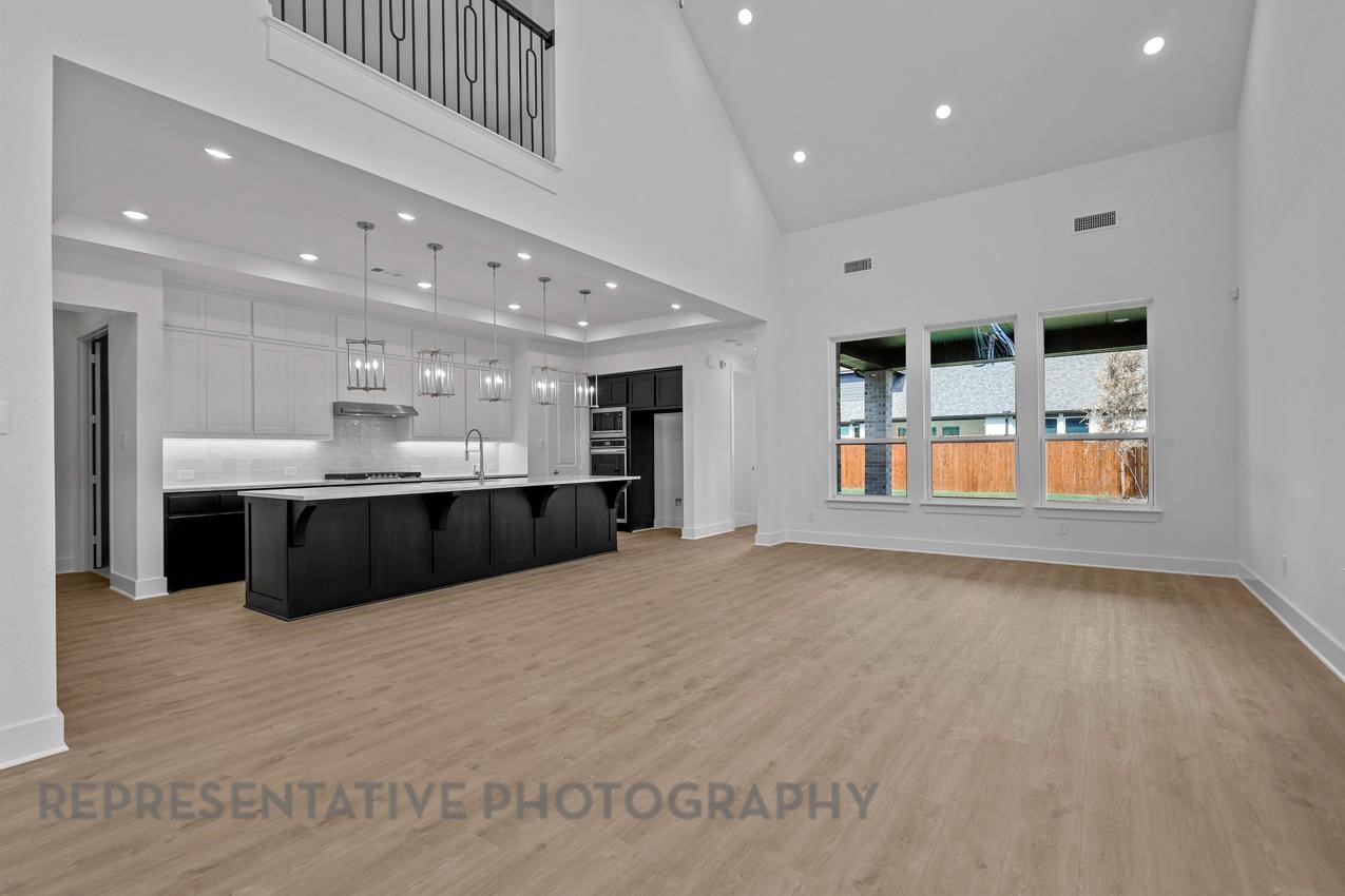 12023 Lake View Boulevard Property Photo 13