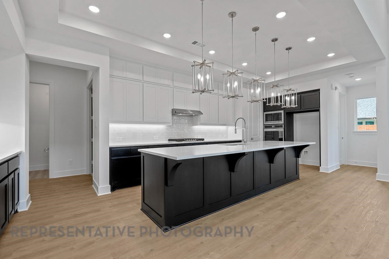 12023 Lake View Boulevard Property Photo 14