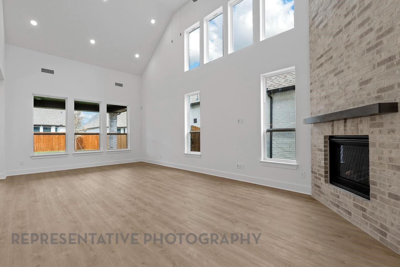 12023 Lake View Boulevard Property Photo 20