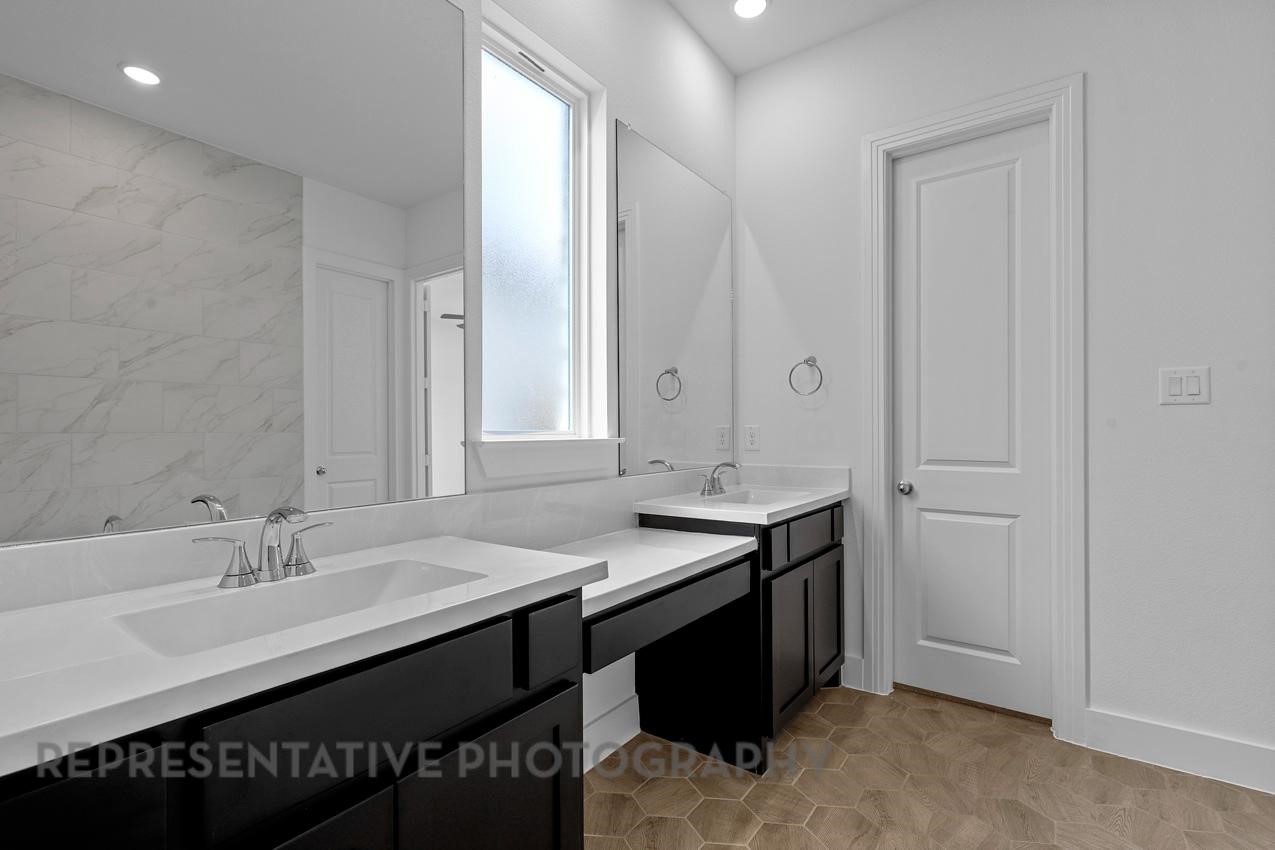 12023 Lake View Boulevard Property Photo 23