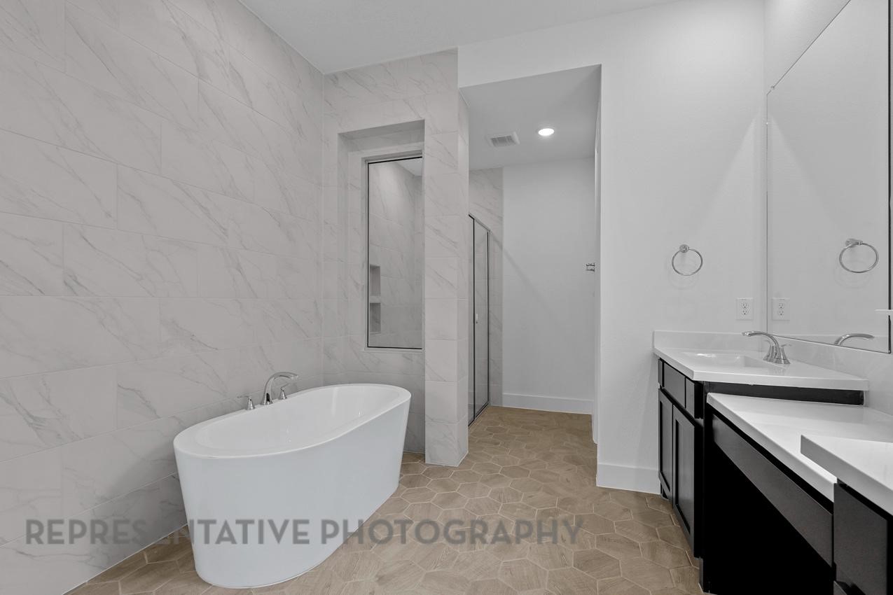 12023 Lake View Boulevard Property Photo 24