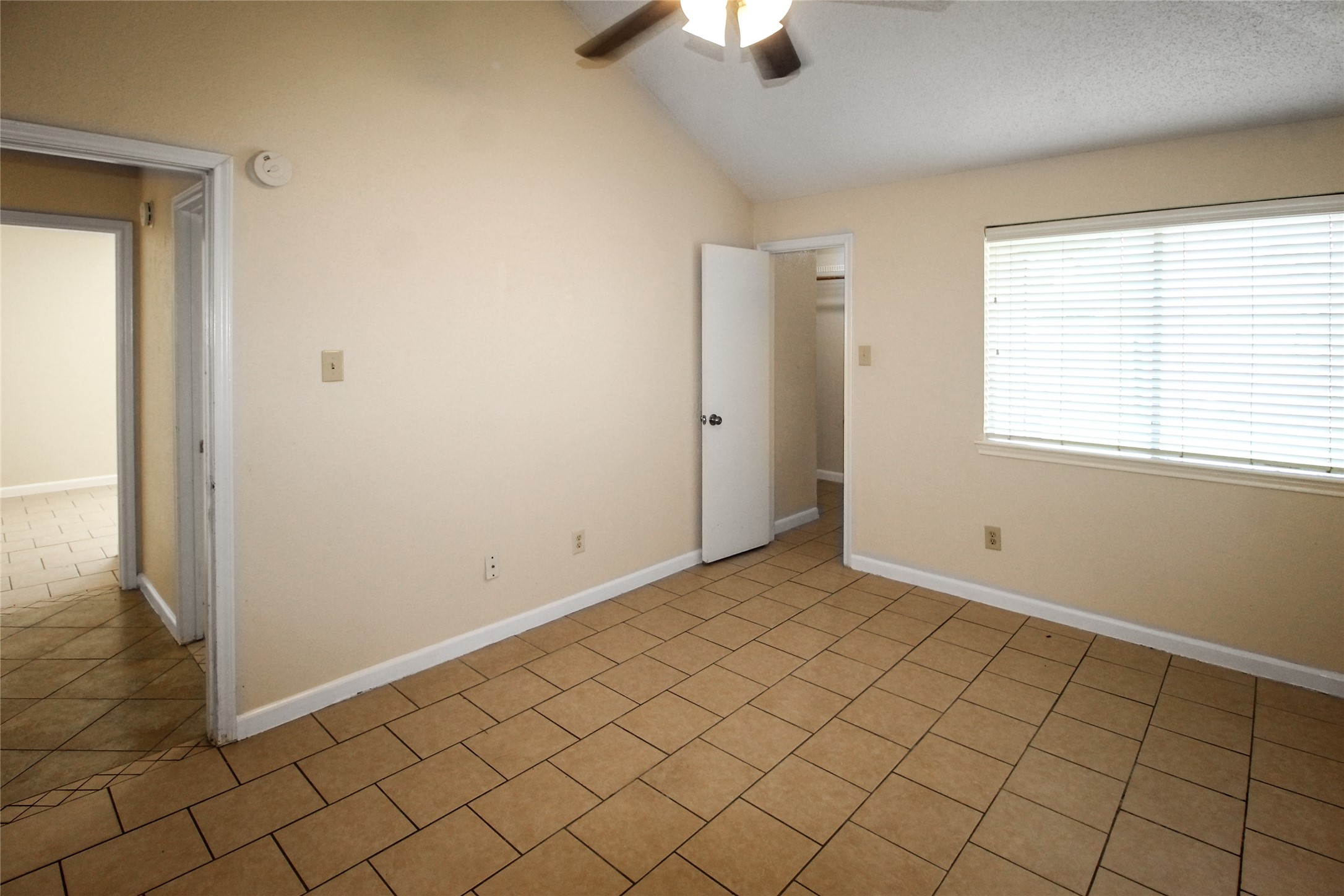 11614 Gullwood Property Photo 12