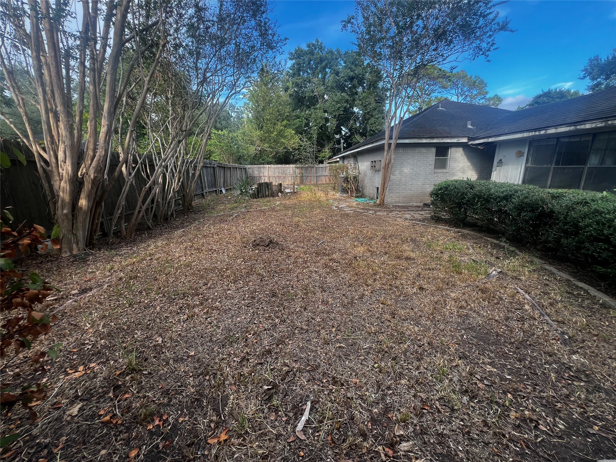 606 Fairway Drive Property Photo 6