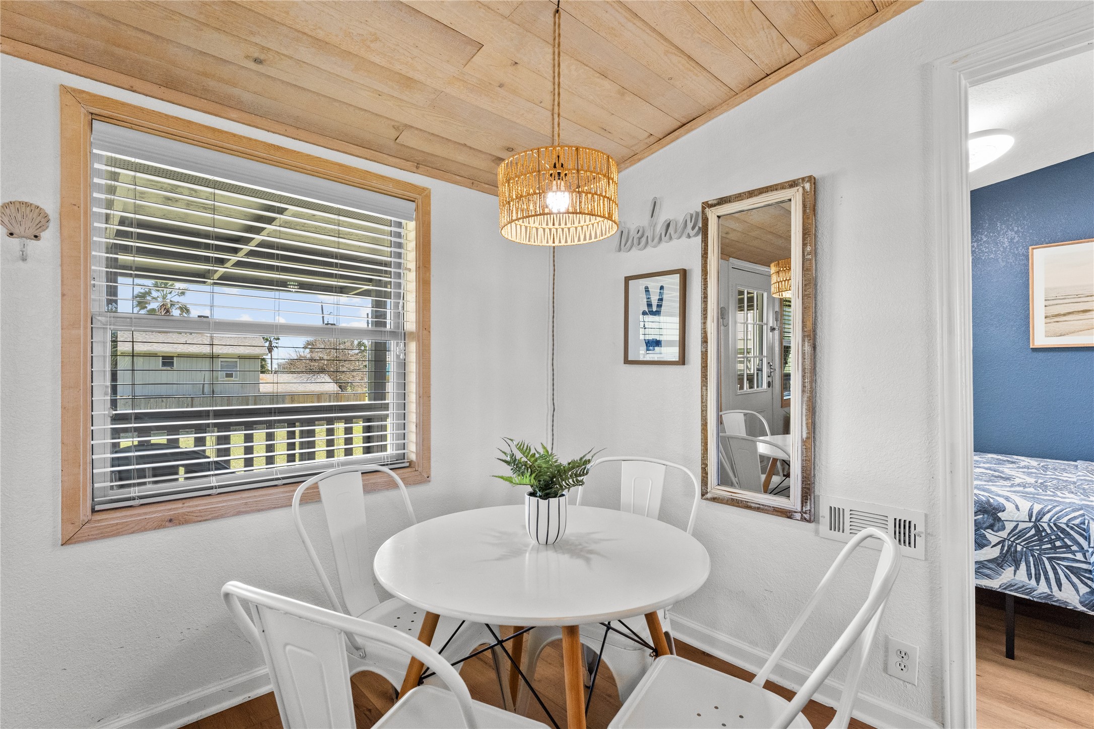 14103 Duncan Way Property Photo 10