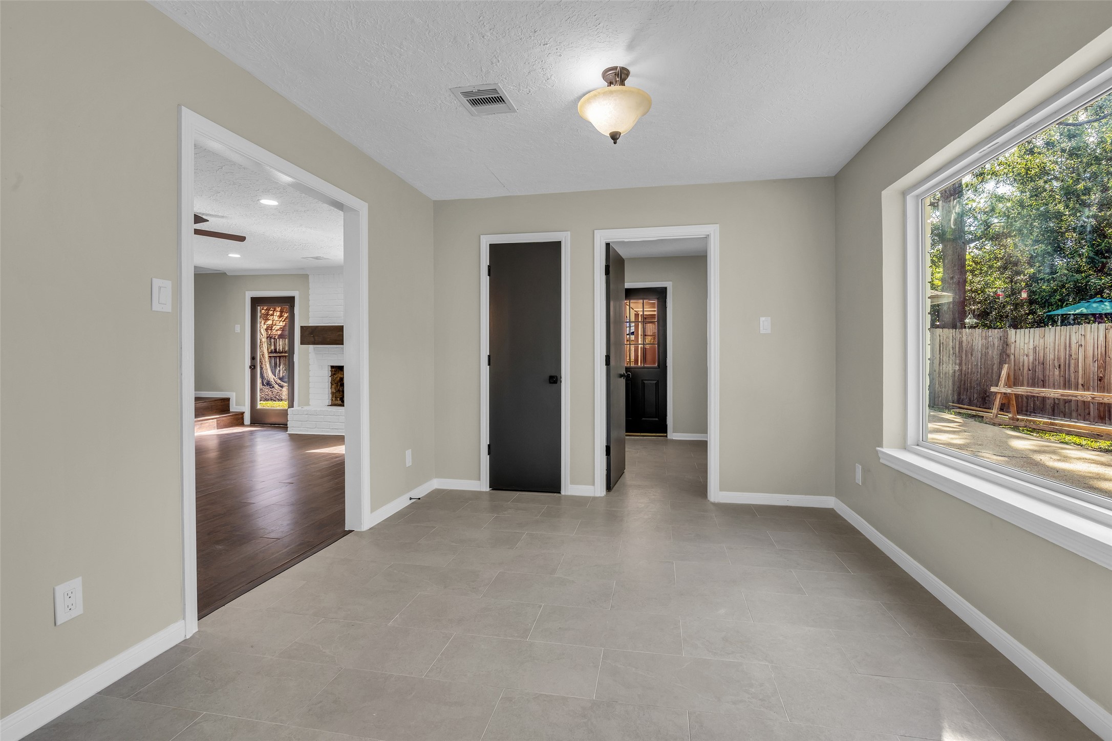 12927 Lentando Lane Property Photo 8