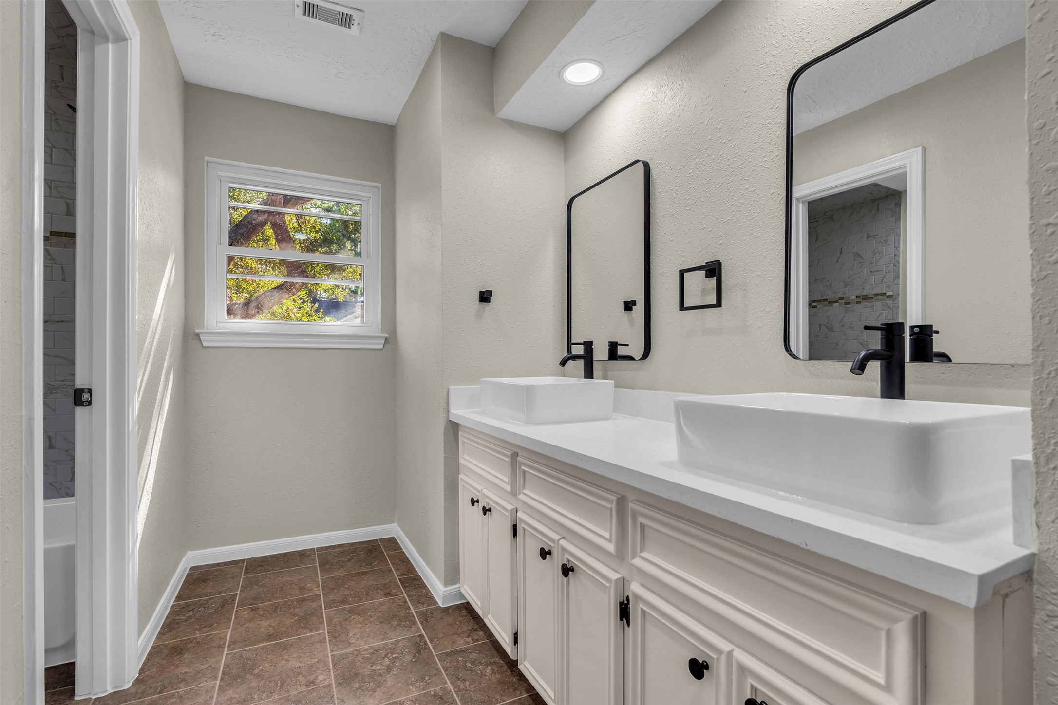 12927 Lentando Lane Property Photo 17