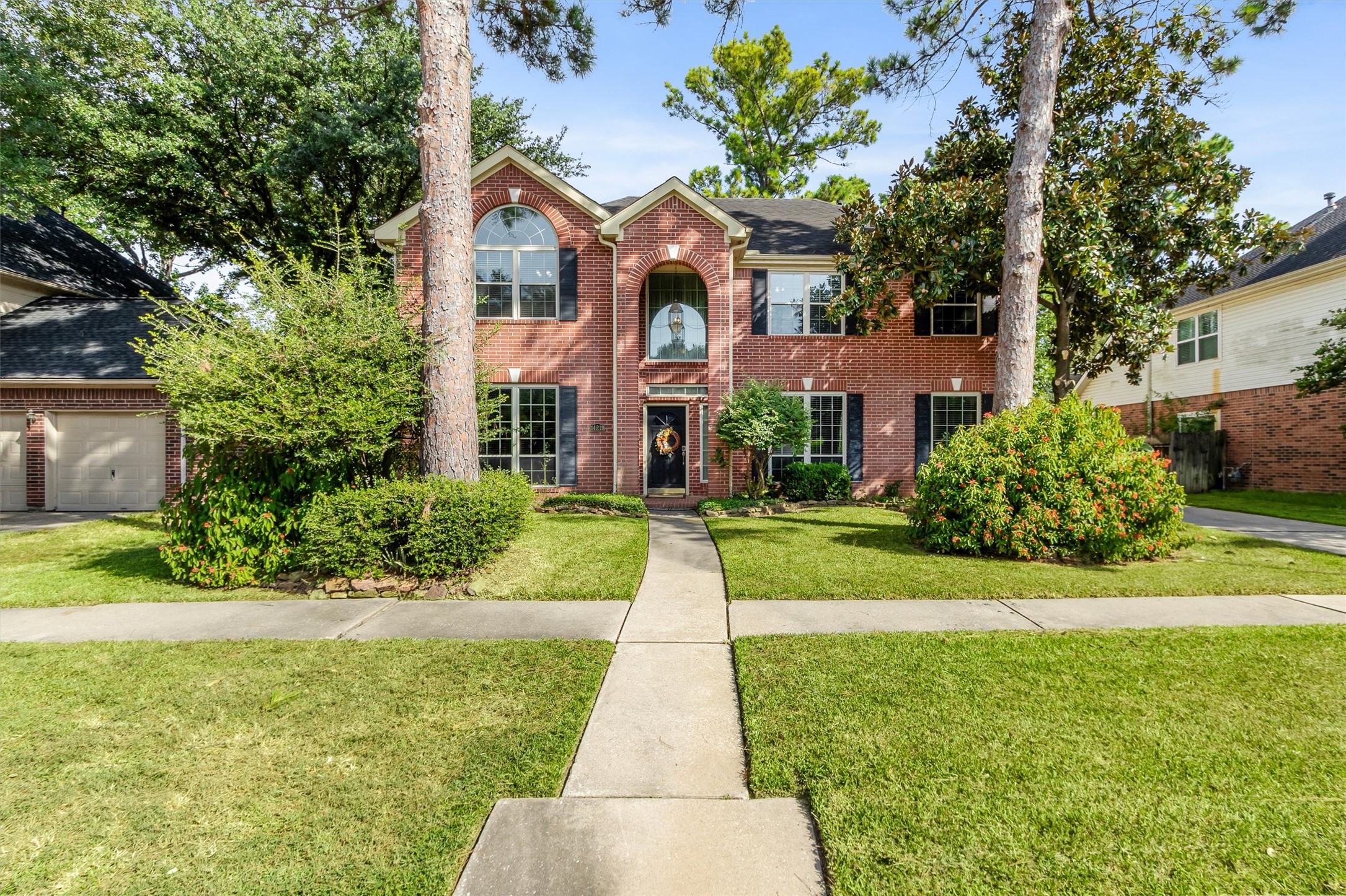 14219 Cypress Green Drive Property Photo 3