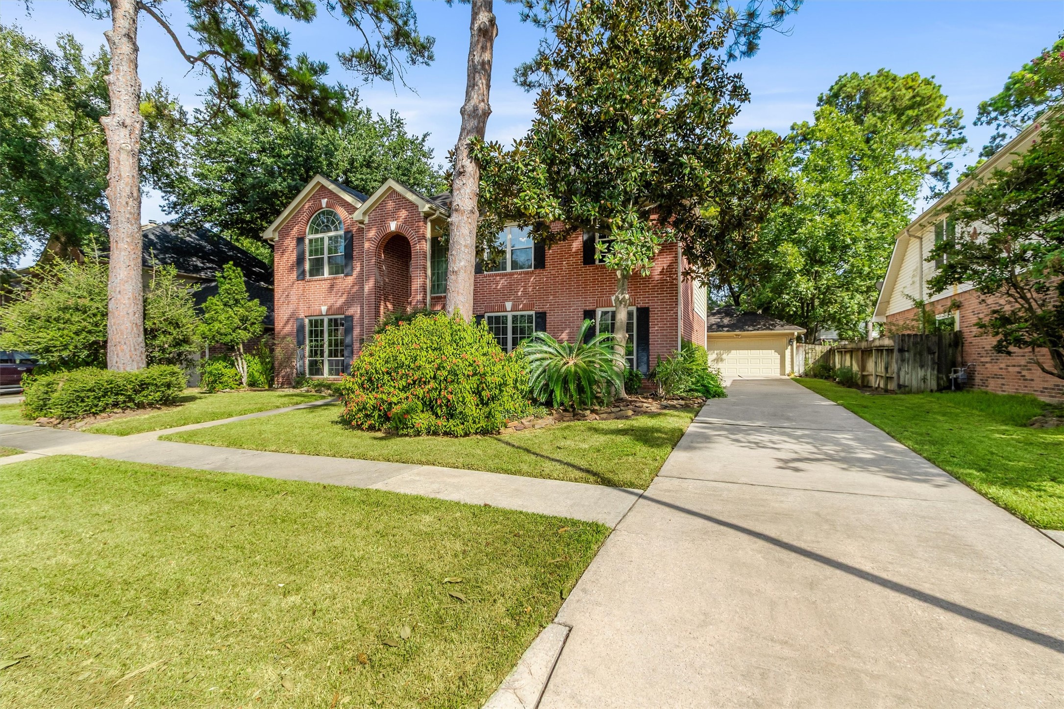 14219 Cypress Green Drive Property Photo 4