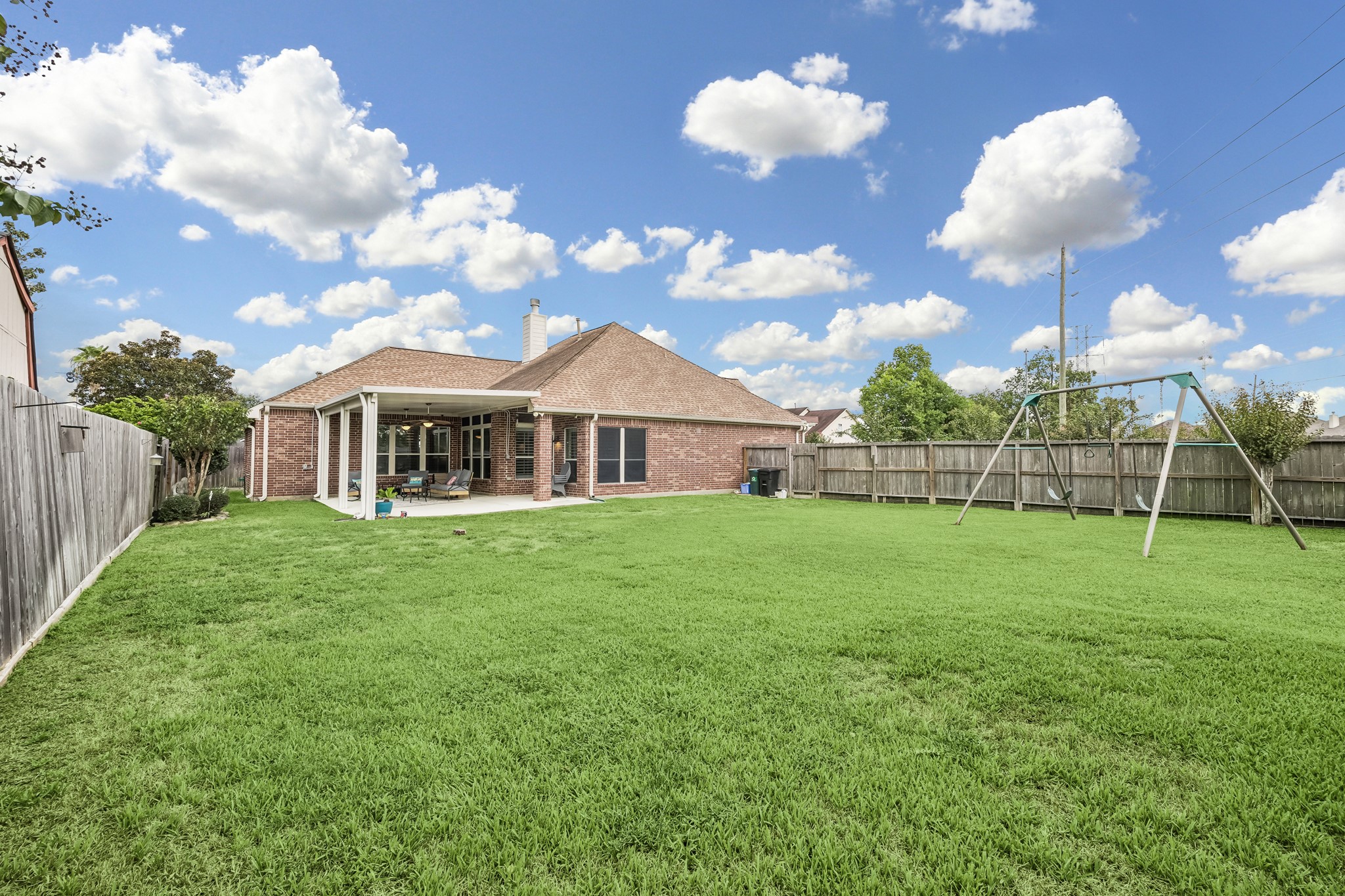 4330 Countrycrossing Drive Property Photo 5