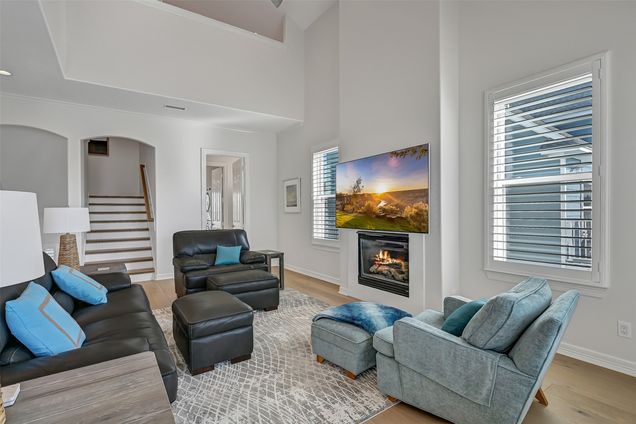 13619 Windlass Circle Property Photo 6