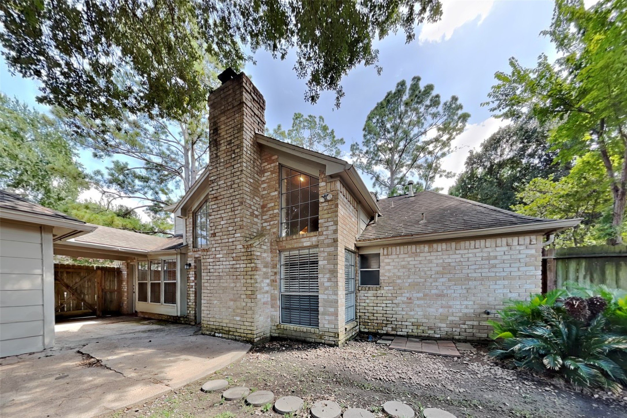 8427 Burwood Park Drive Property Photo 18