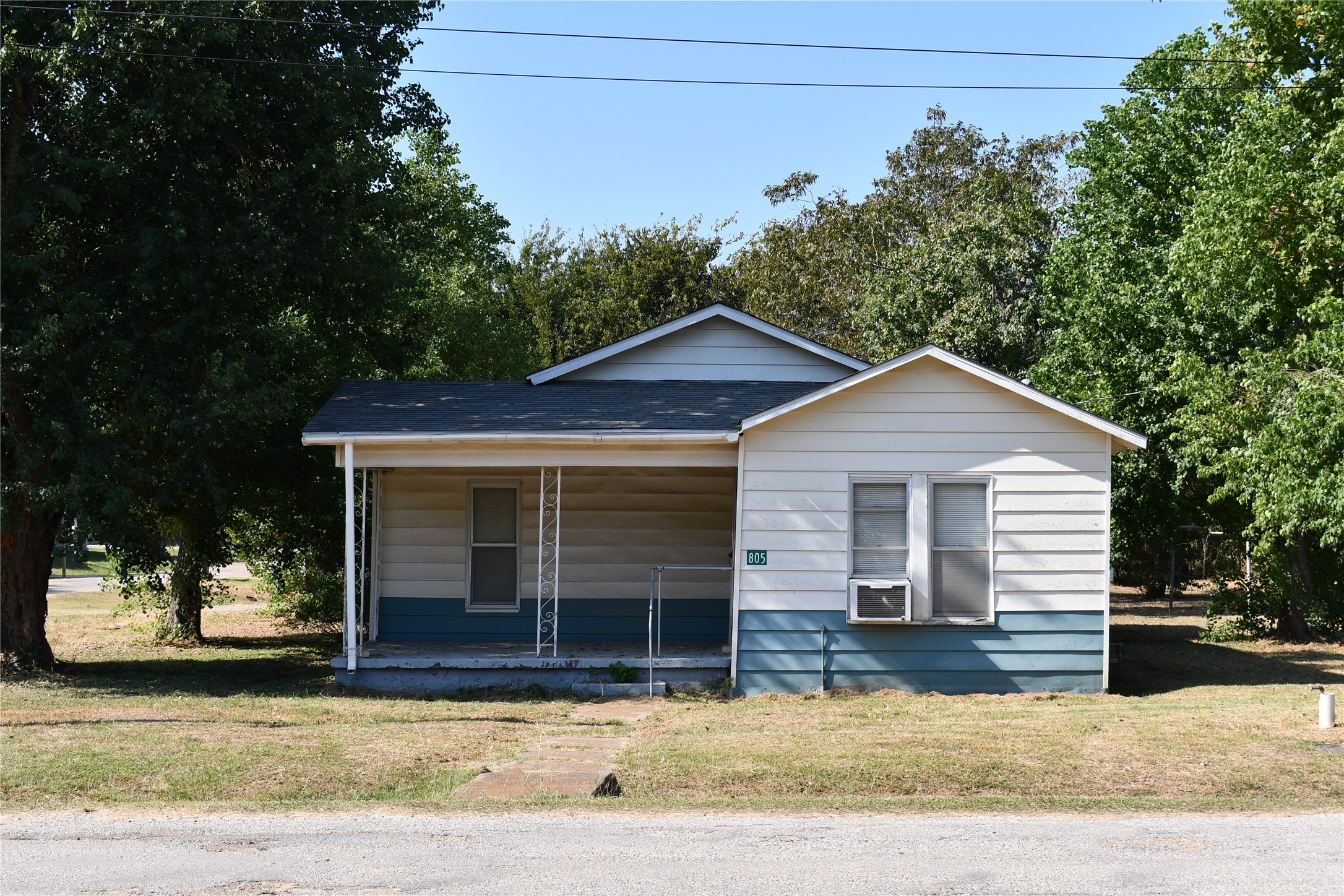 805 Caldwell Street Property Photo 1