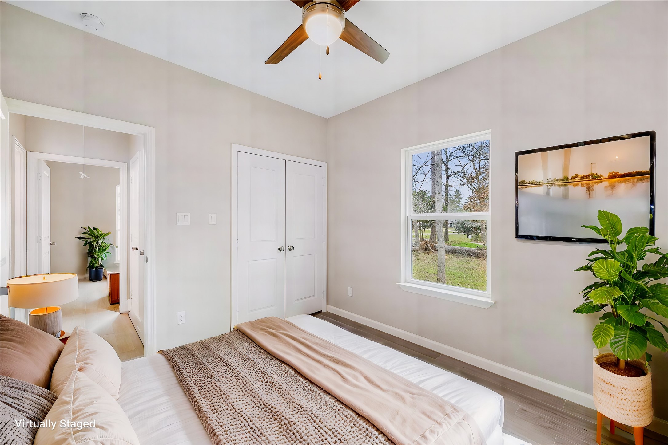 10464 Royal Adrian Drive Property Photo 25
