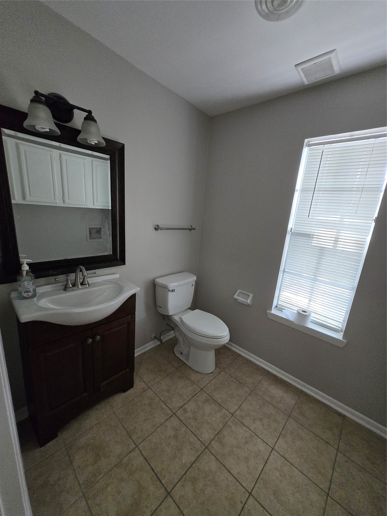 7942 Grow Lane Property Photo 3