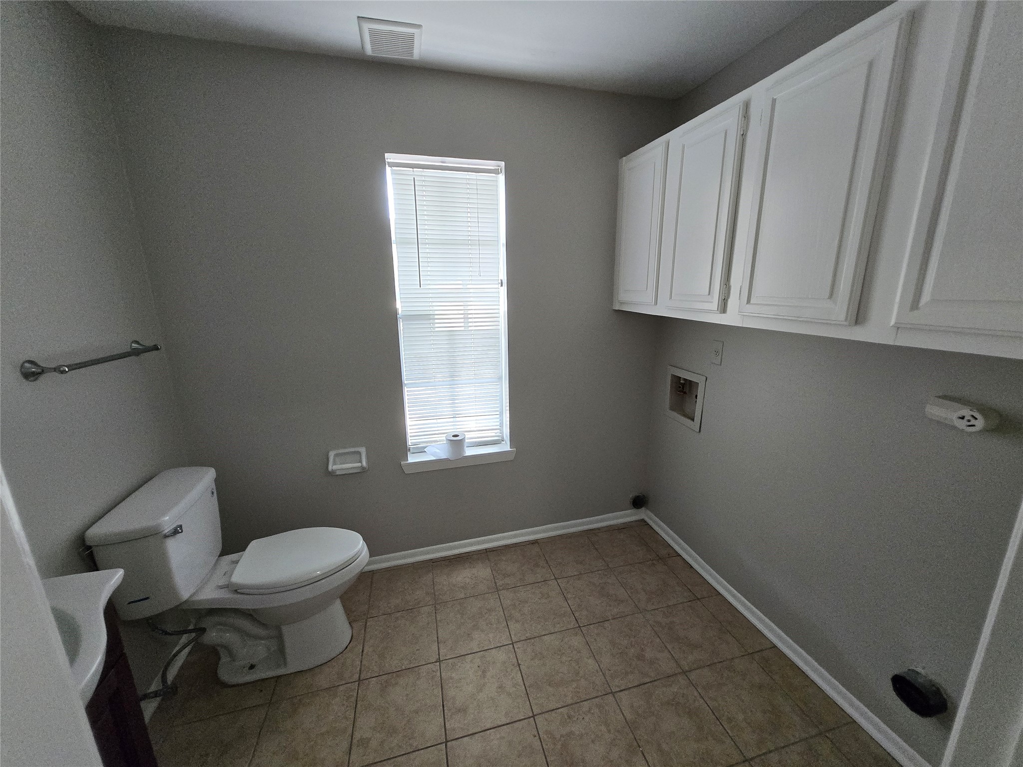 7942 Grow Lane Property Photo 4