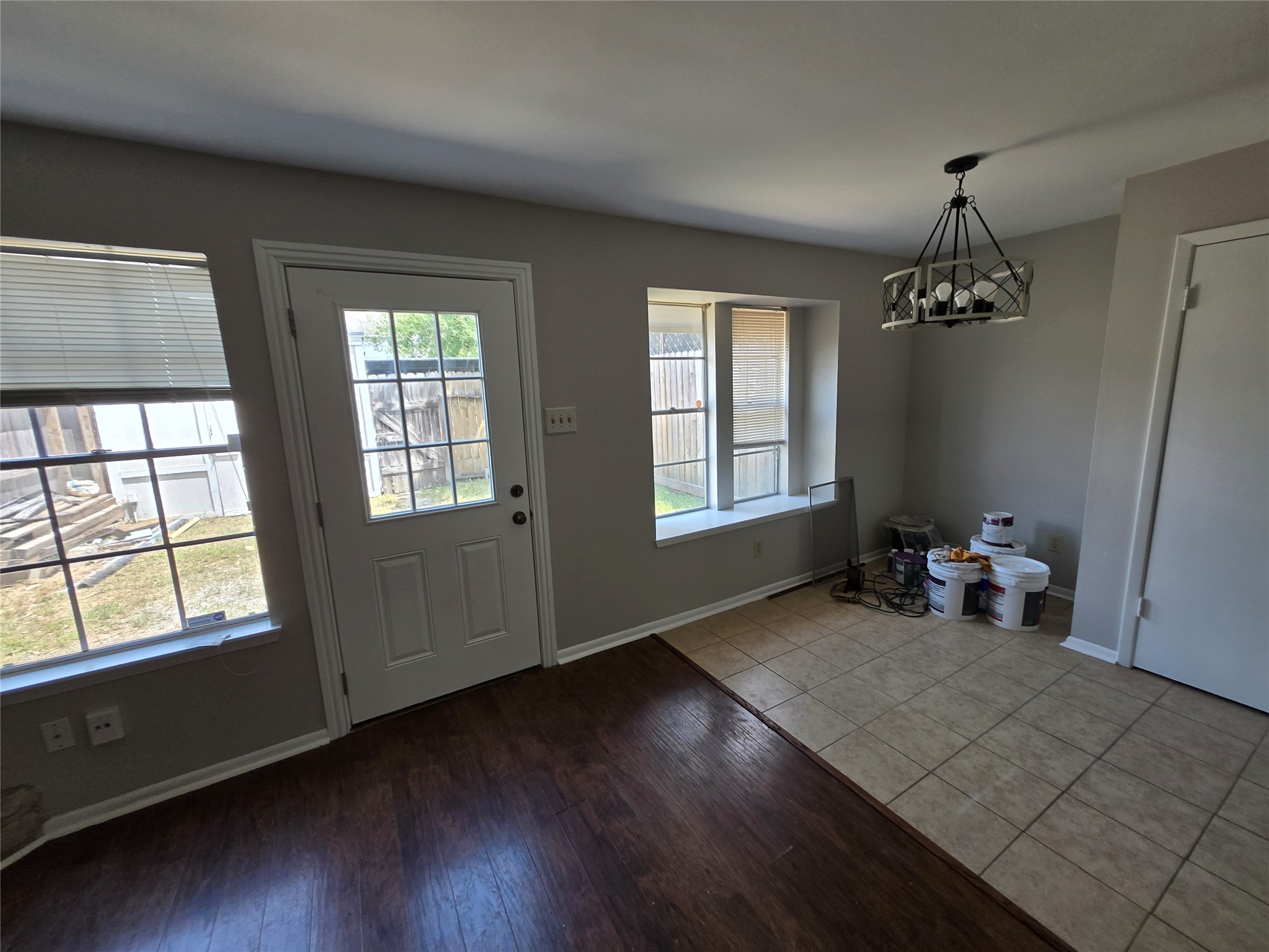 7942 Grow Lane Property Photo 8