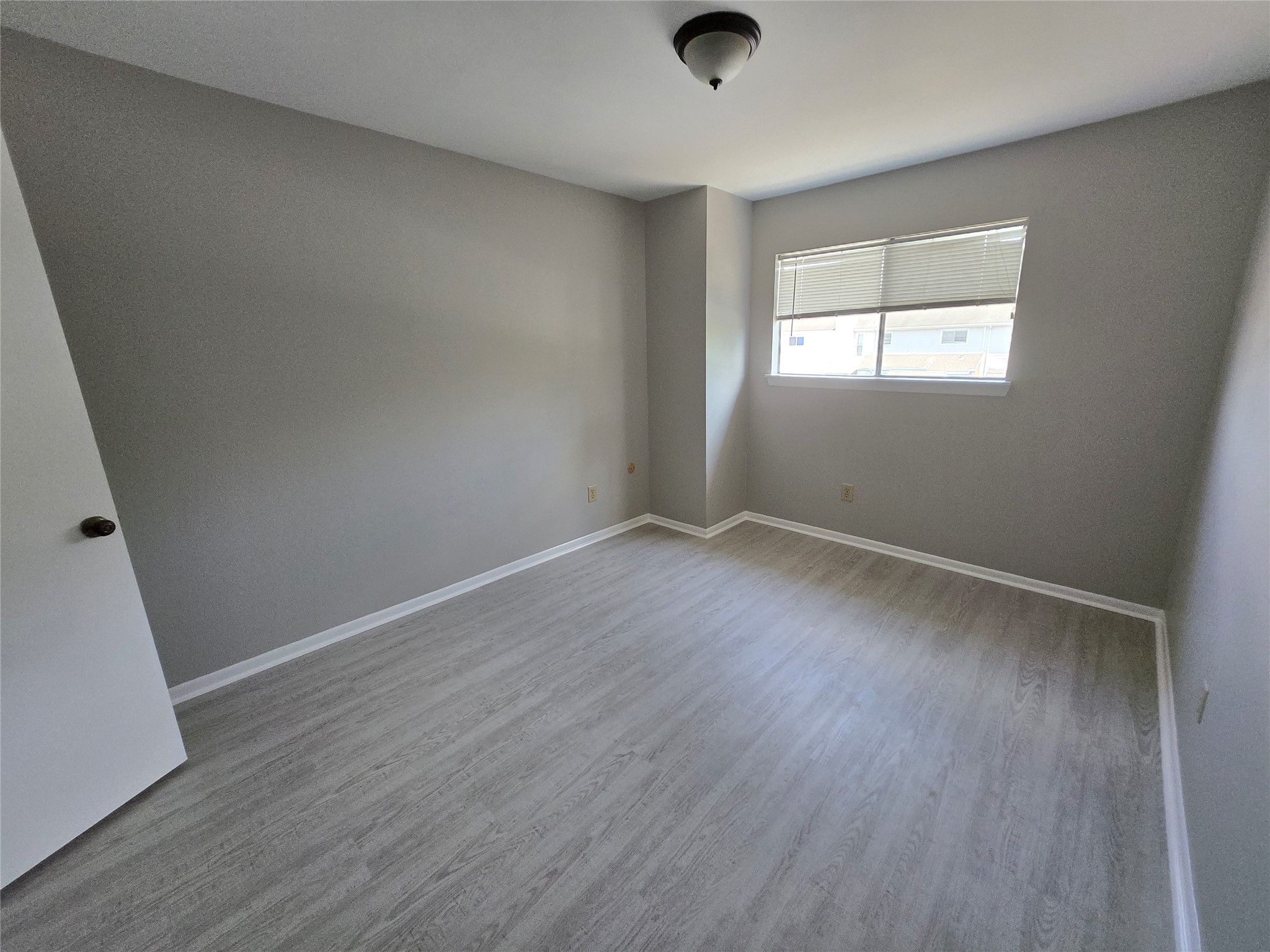 7942 Grow Lane Property Photo 22