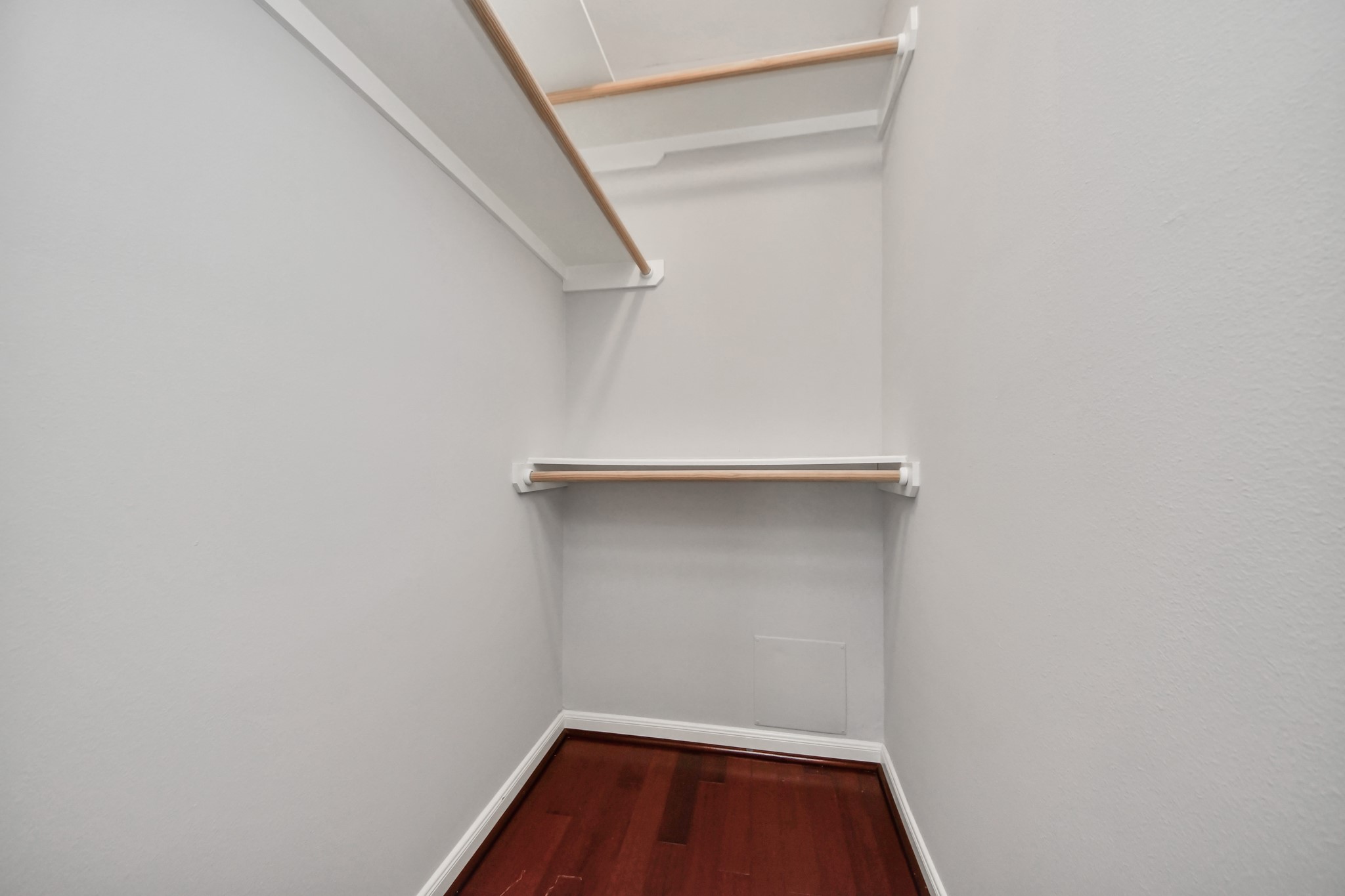 10815 Almeda Park Drive Property Photo 34