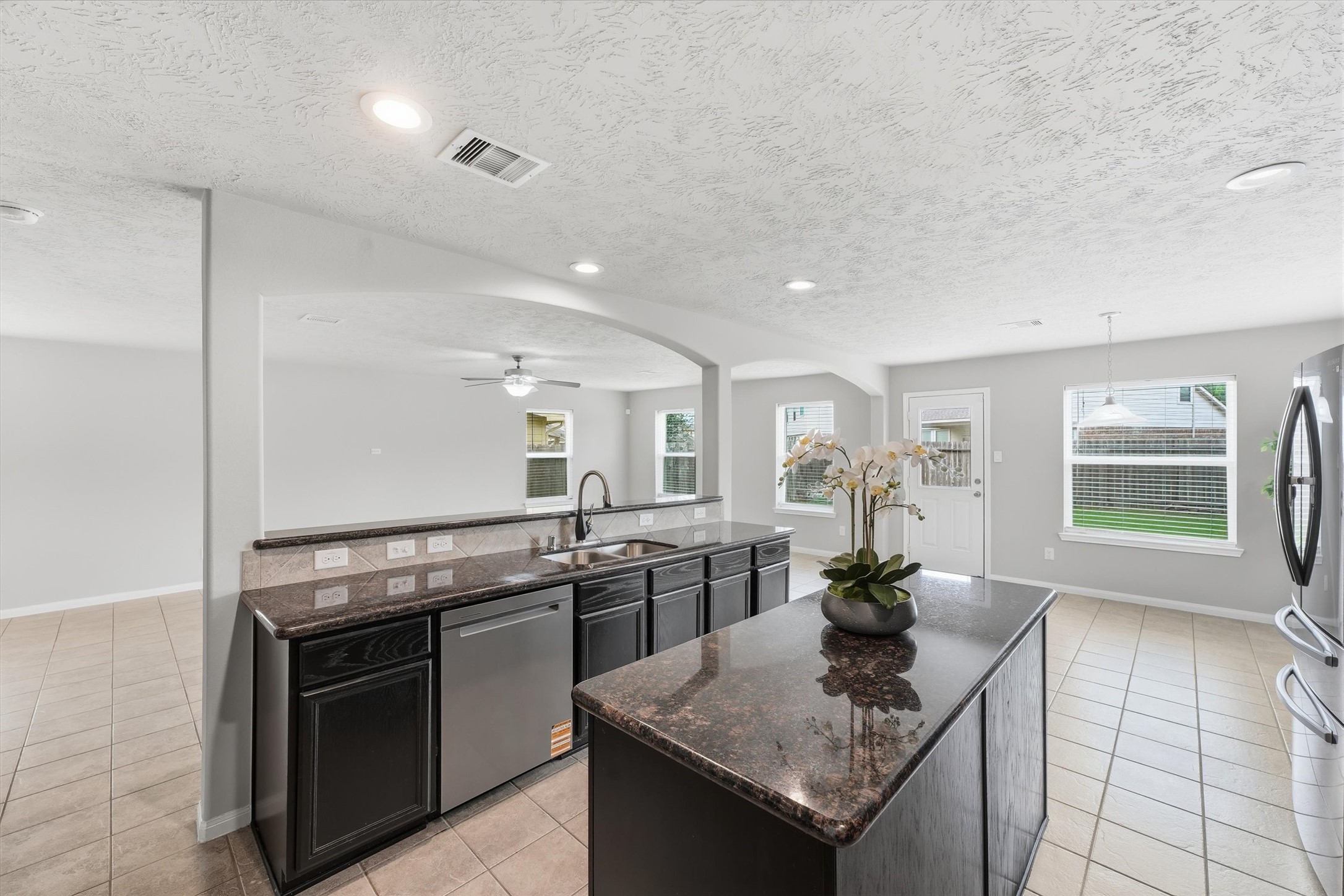 11747 Red Hummingbird Drive Property Photo 10