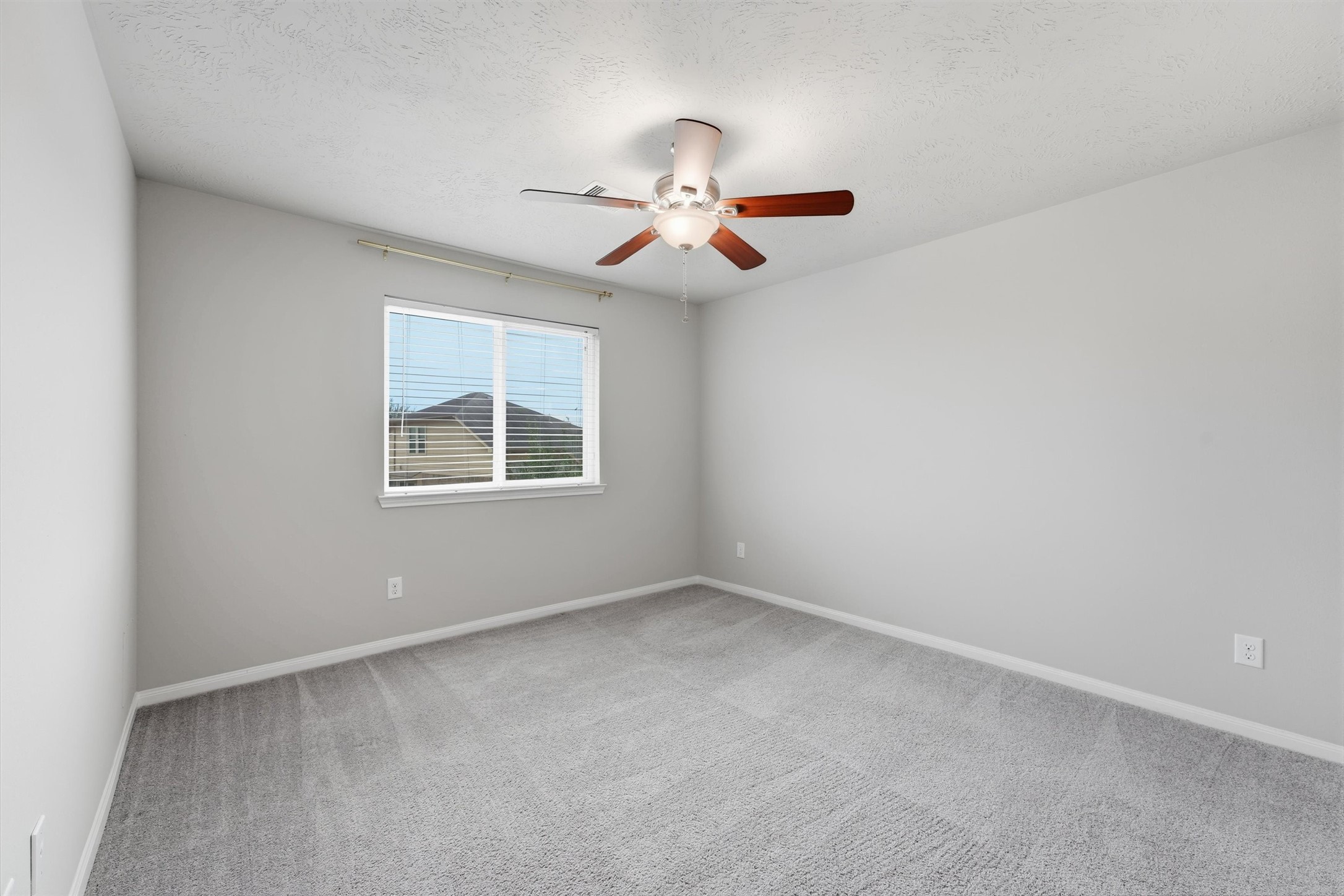 11747 Red Hummingbird Drive Property Photo 18