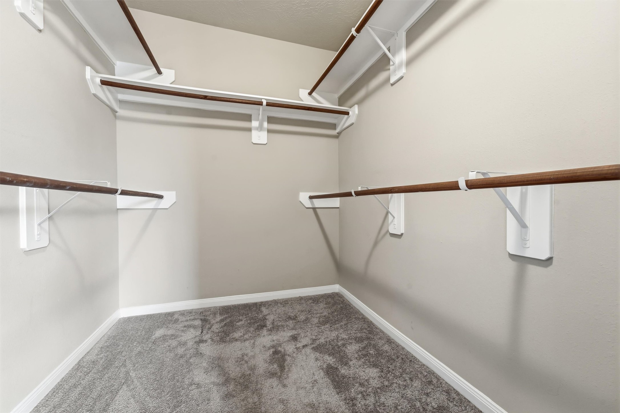 11747 Red Hummingbird Drive Property Photo 23